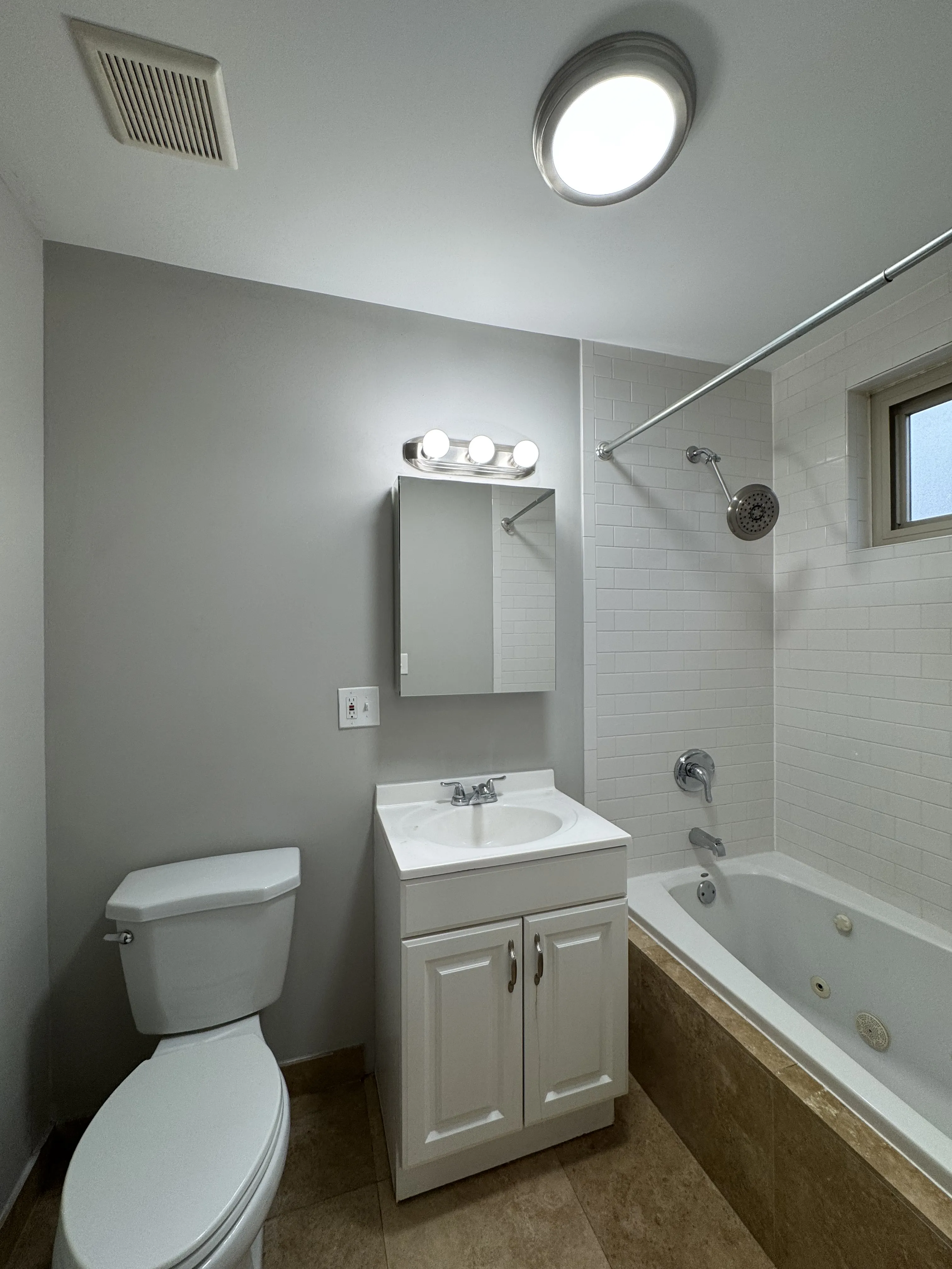 2528 W Fitch Ave, ,  60645, USA 60645-unit#3-Chicago-IL