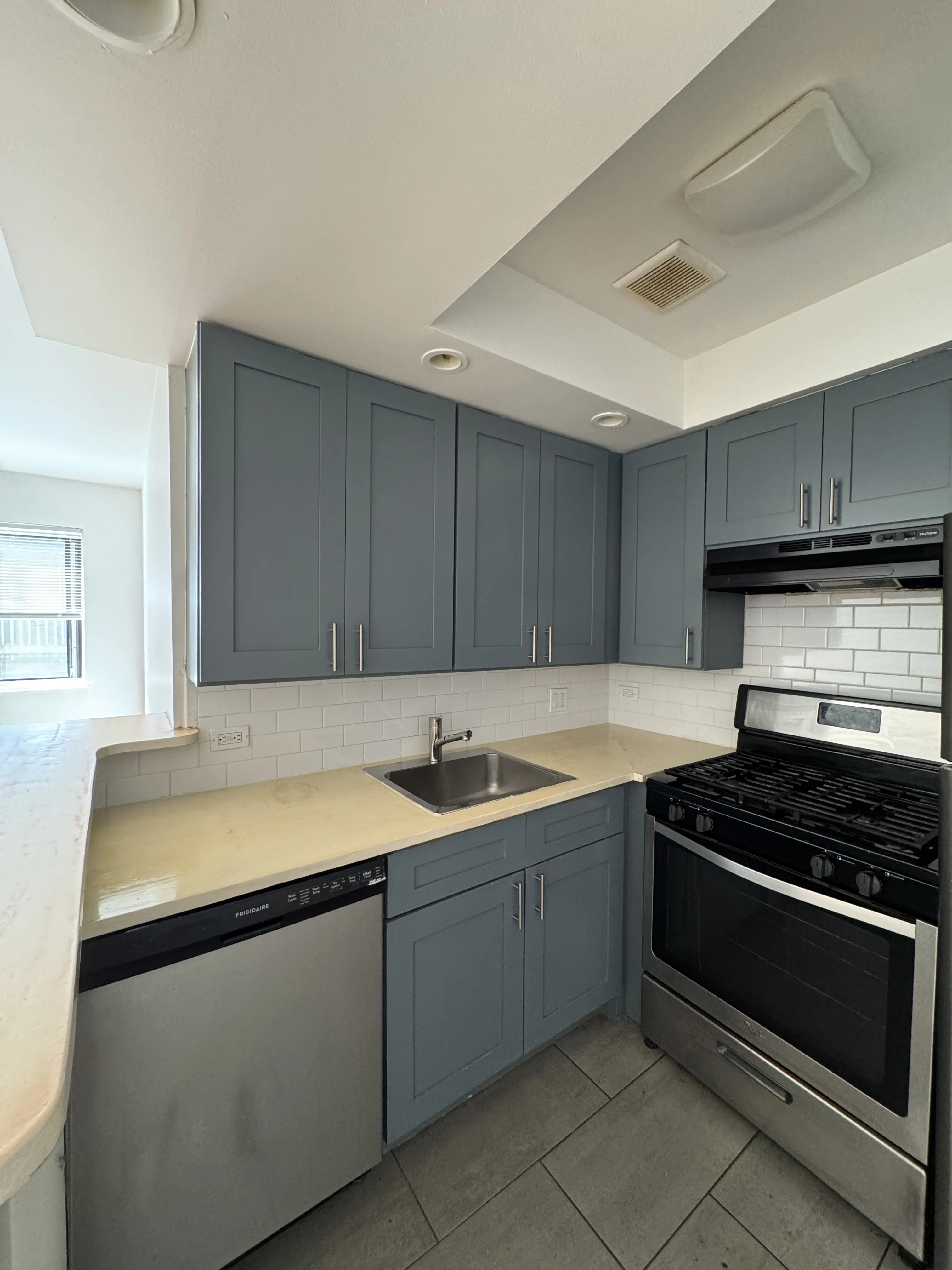 6972 N Sheridan Rd, , 60626, USA 60626-unit#209-Chicago-IL
