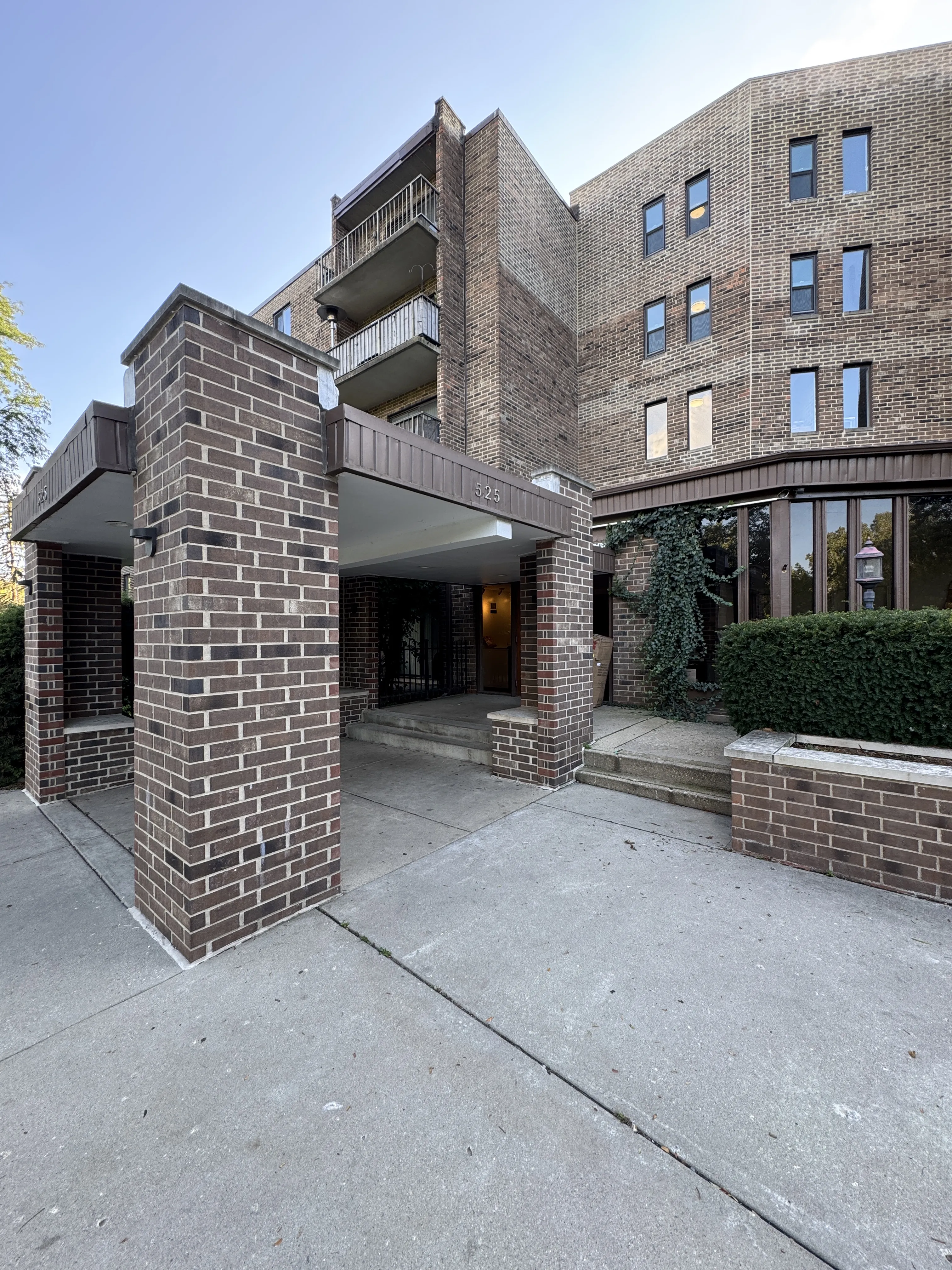 525 N Quentin Rd, ,  60067, USA 60067-unit#406-Palatine-IL