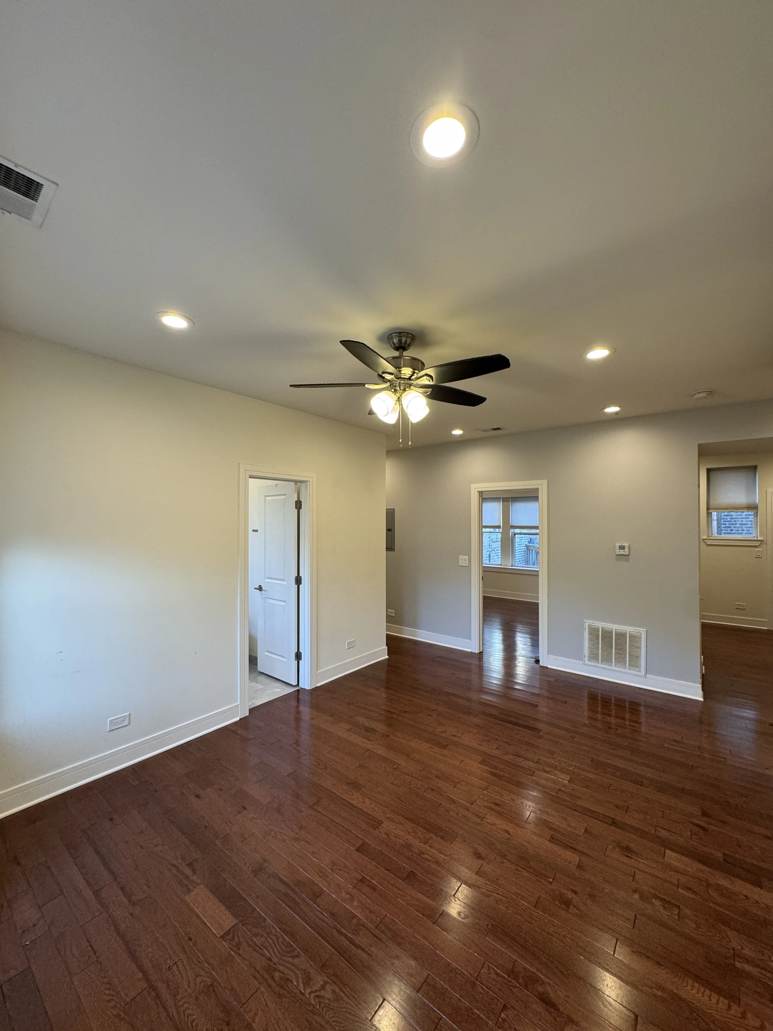1161 W Lunt Ave, ,  60626, USA 60626-unit#2-Chicago-IL