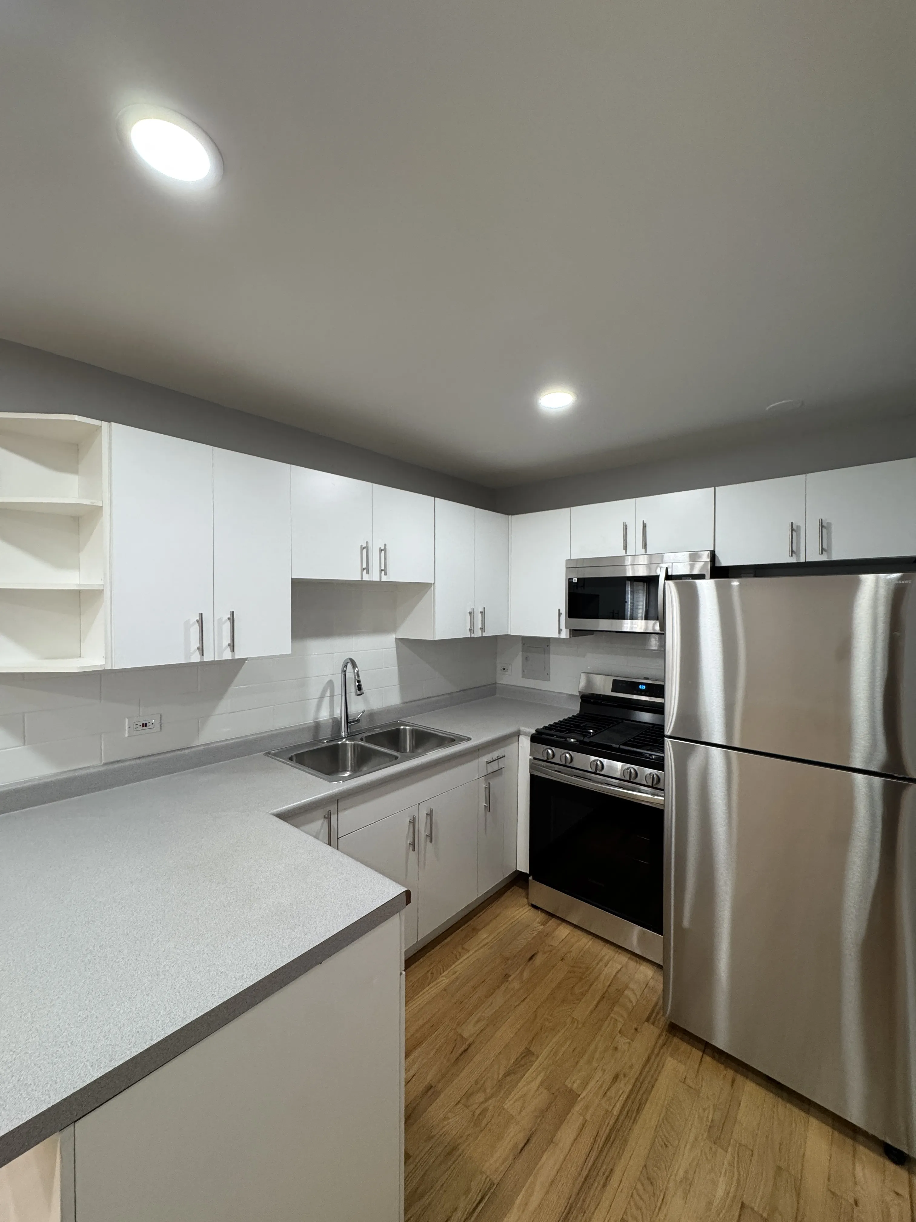 6954 N Sheridan Rd, , 60626, USA 60626-unit#415-Chicago-IL