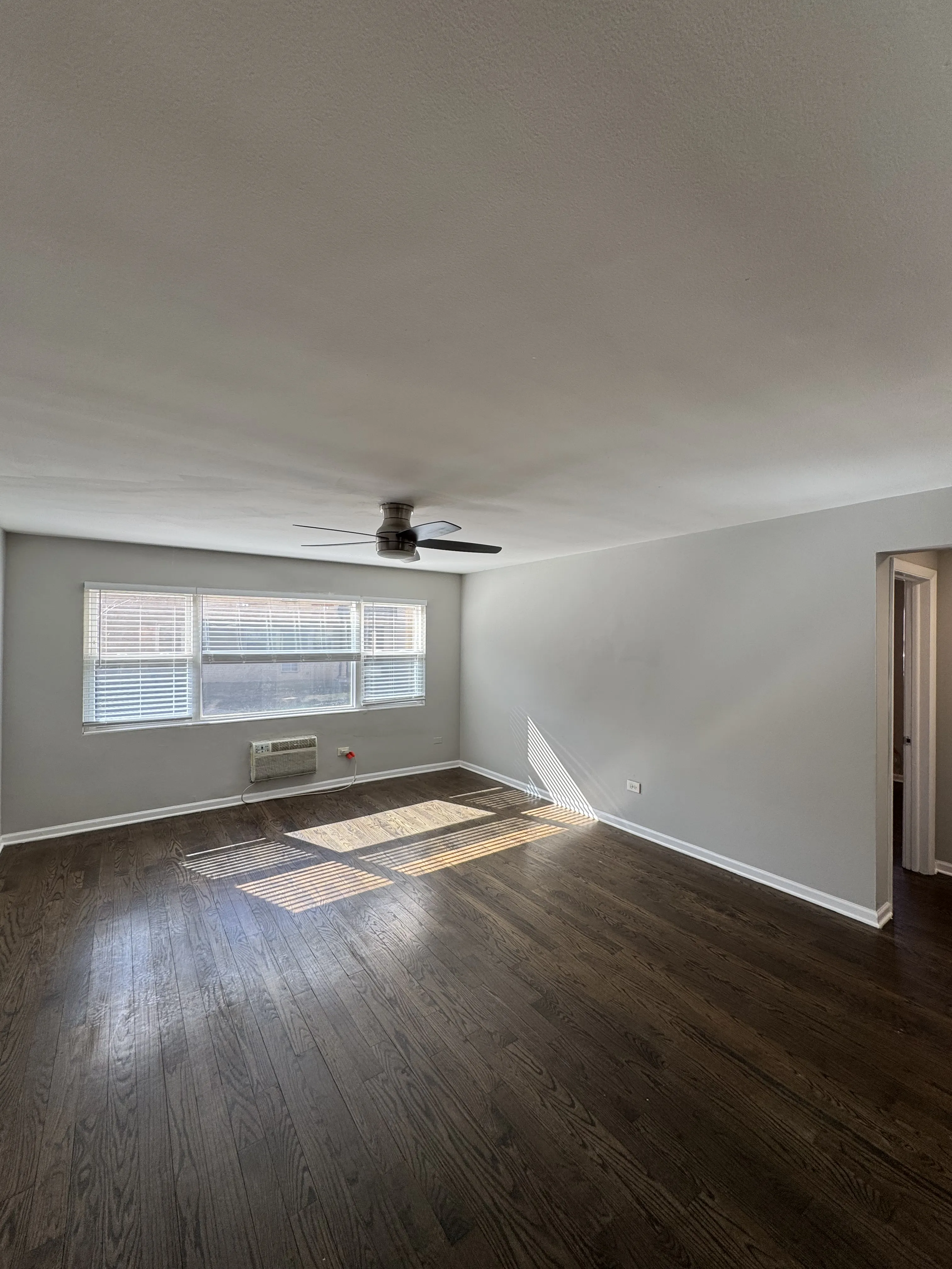 1325 W Sherwin Ave, ,  60626, USA 60626-unit#GB-Chicago-IL