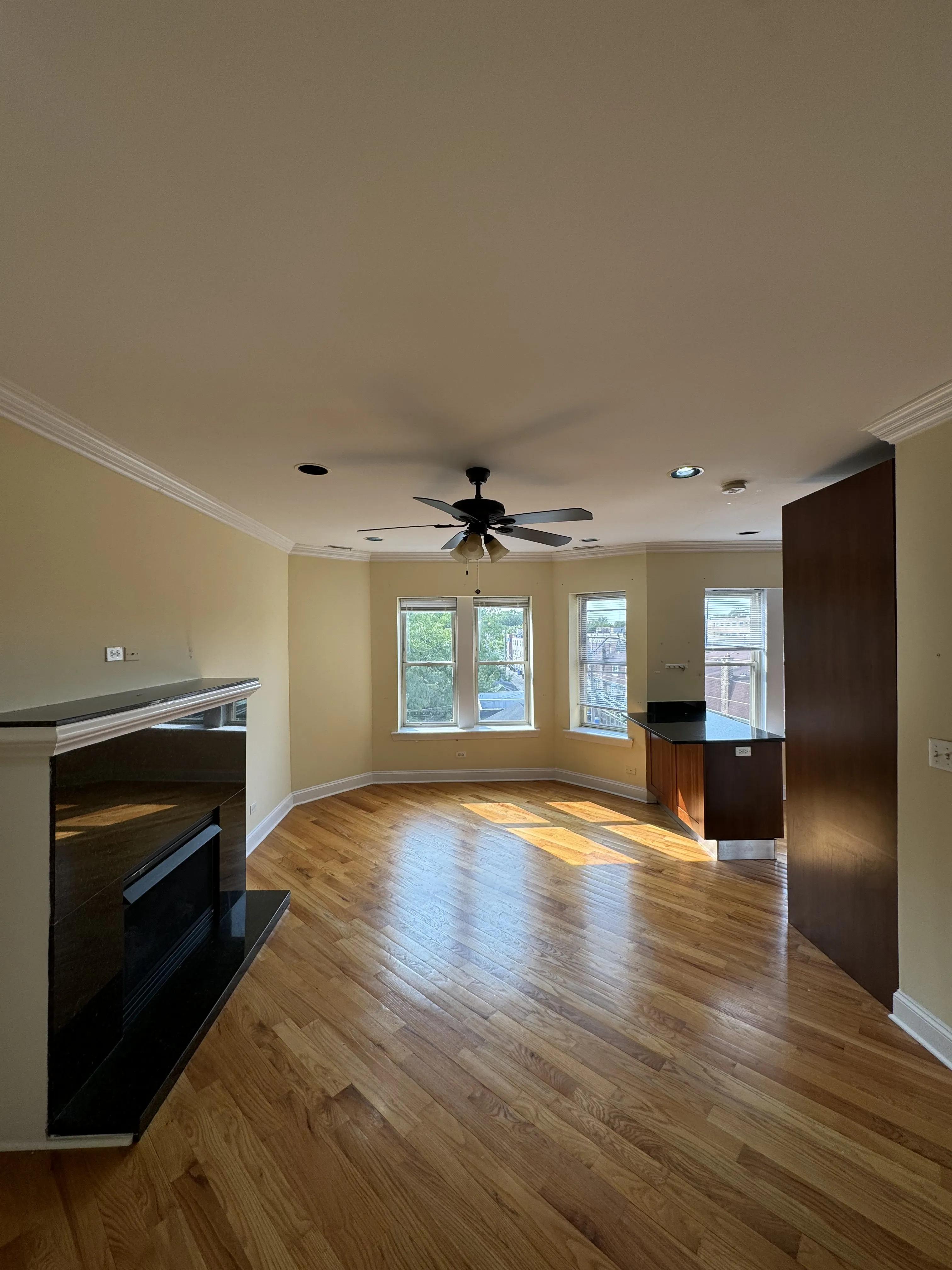 6949 N Oakley Ave, ,  60645, USA 60645-unit#1-Chicago-IL