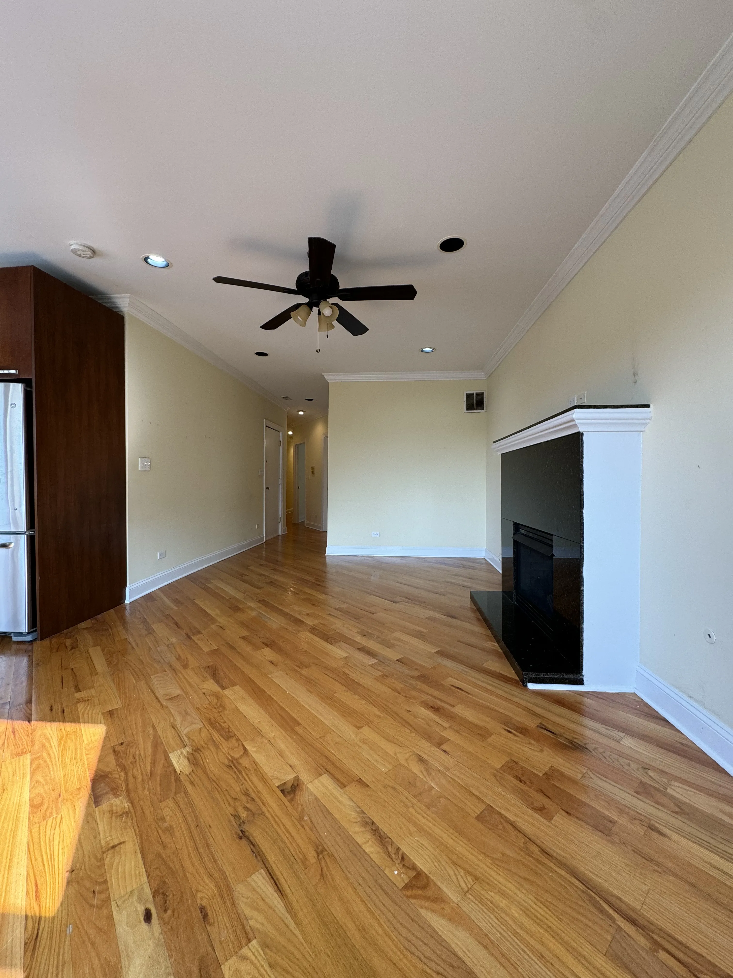 6949 N Oakley Ave, ,  60645, USA 60645-unit#1-Chicago-IL