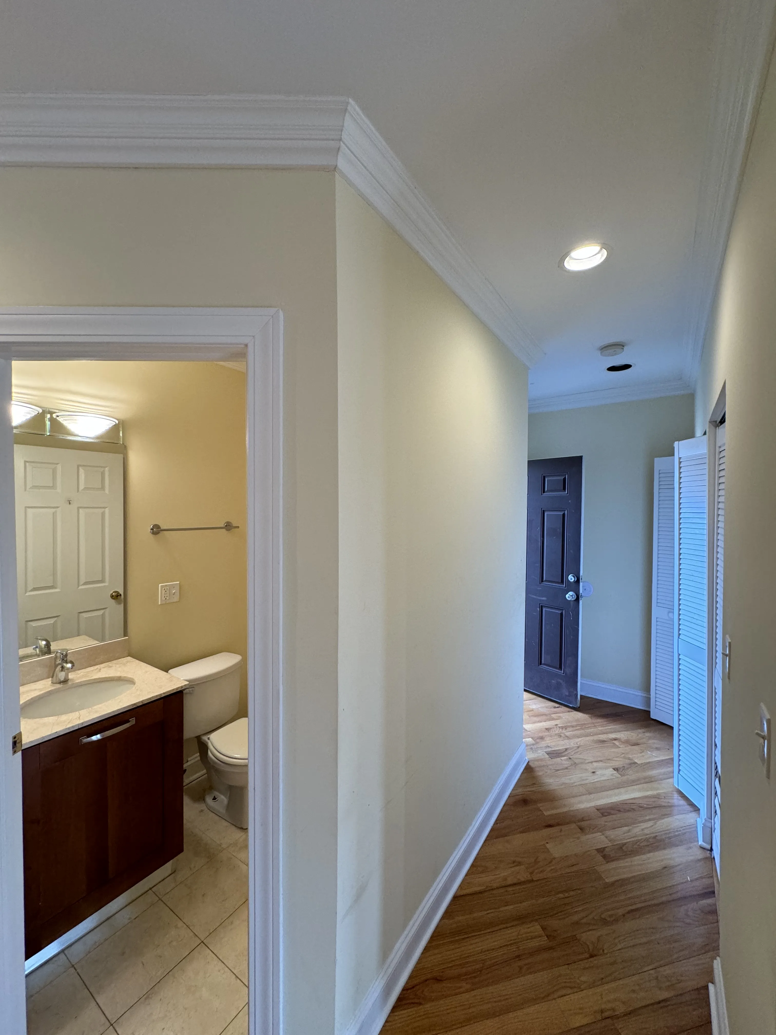 6949 N Oakley Ave, ,  60645, USA 60645-unit#1-Chicago-IL