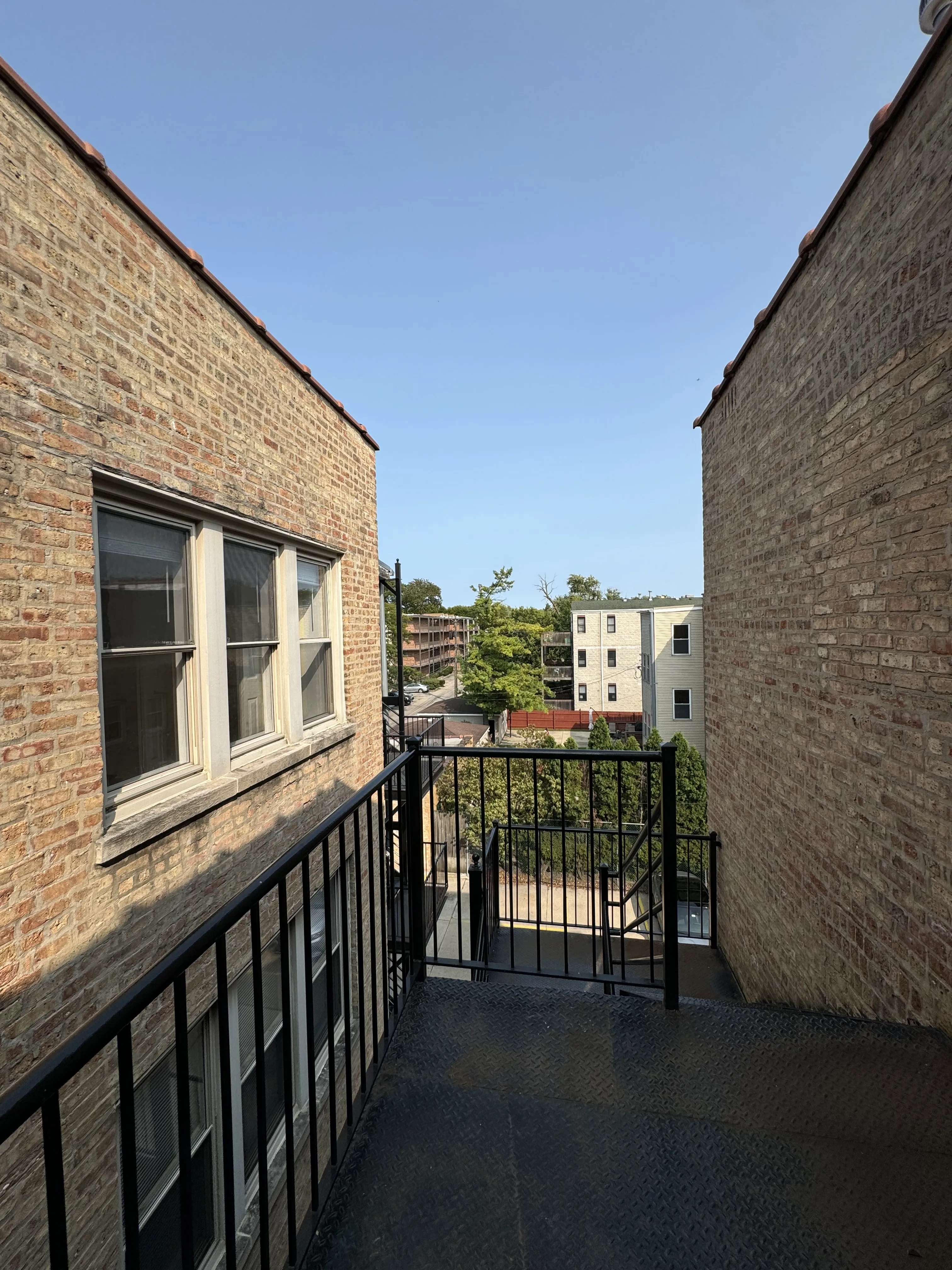 6949 N Oakley Ave, ,  60645, USA 60645-unit#1-Chicago-IL