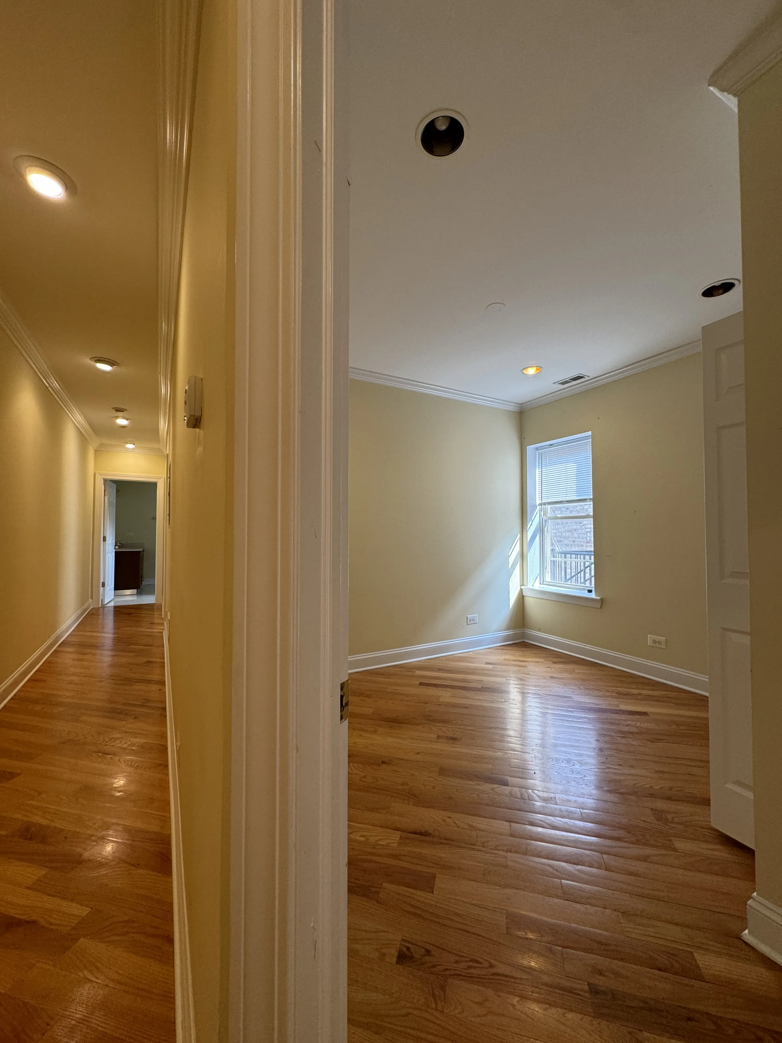 6949 N Oakley Ave, ,  60645, USA 60645-unit#1-Chicago-IL
