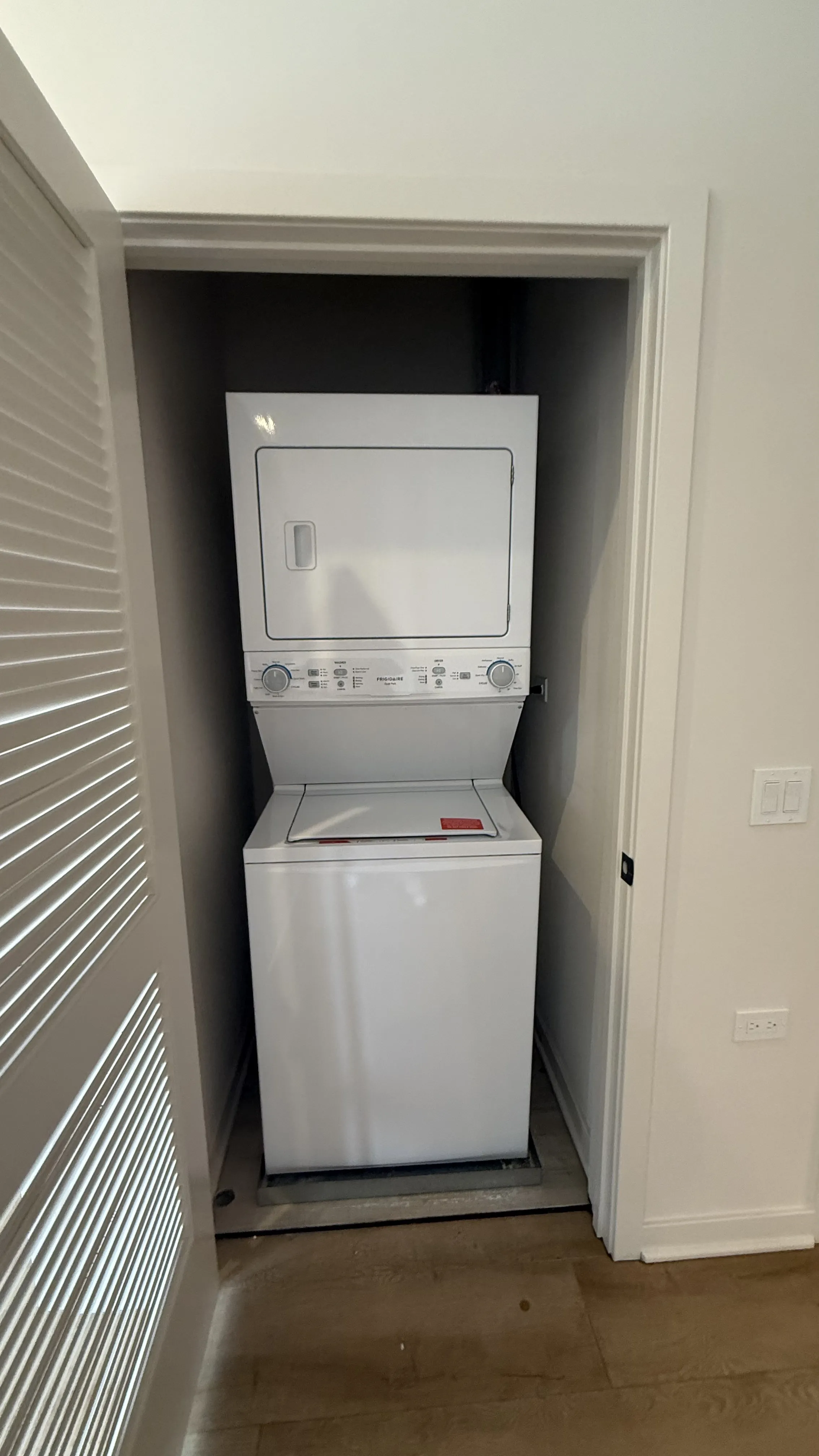 3207 N Narragansett Ave, ,  60634, USA 60634-unit#307C-Chicago-IL