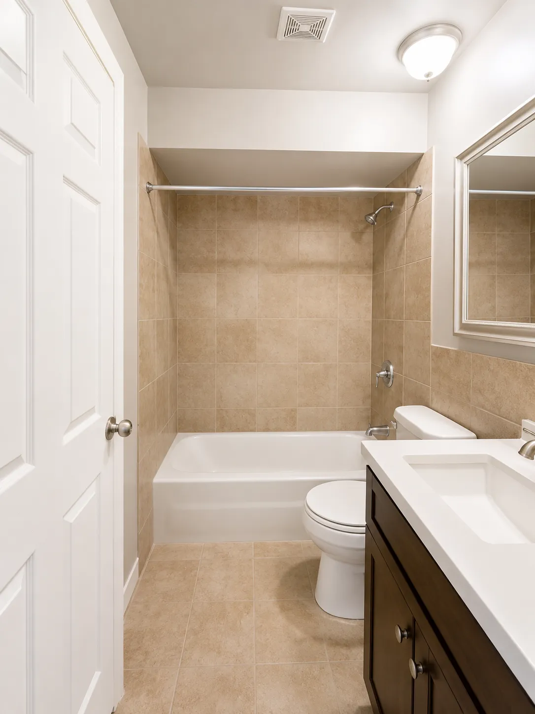5820 N Sheridan Rd, ,  60660, USA 60626-unit#212-Chicago-IL