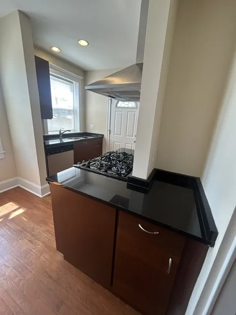4005 W Nelson St, , 60641, USA 60641-Chicago-IL