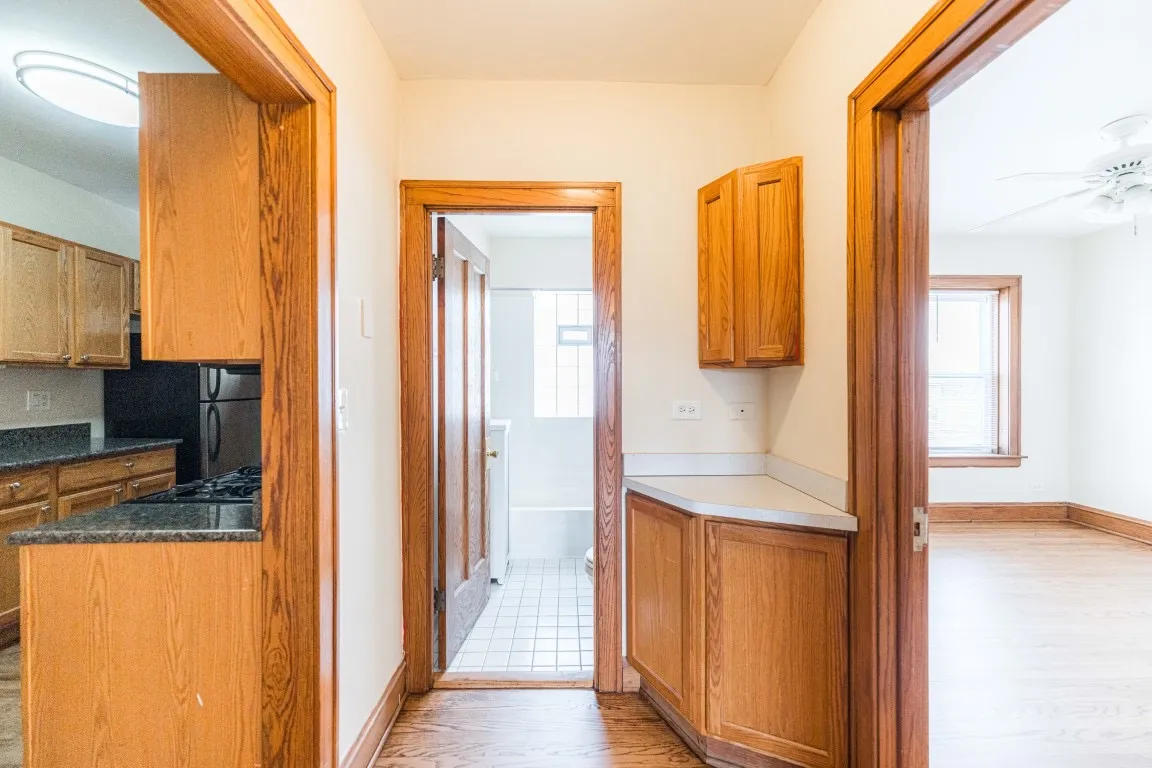 3516 N Lawndale Ave, , 60618, USA 60618-Chicago-IL