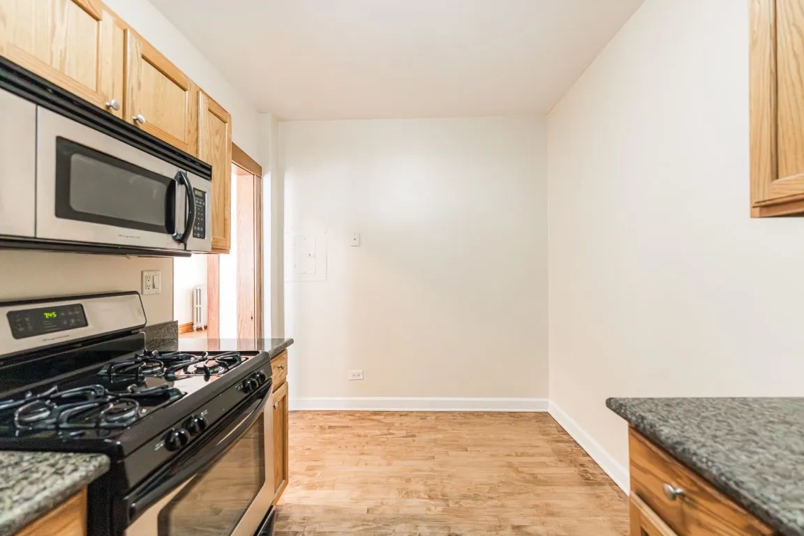3516 N Lawndale Ave, , 60618, USA 60618-Chicago-IL