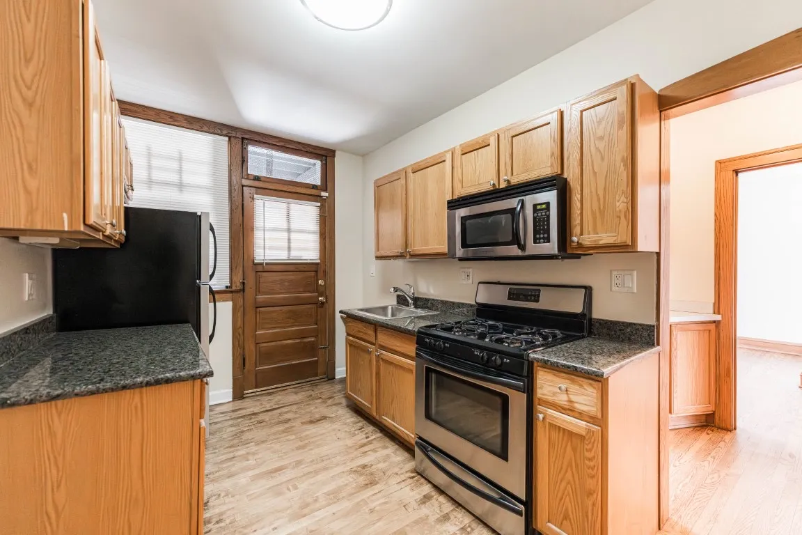 3516 N Lawndale Ave, , 60618, USA 60618-Chicago-IL