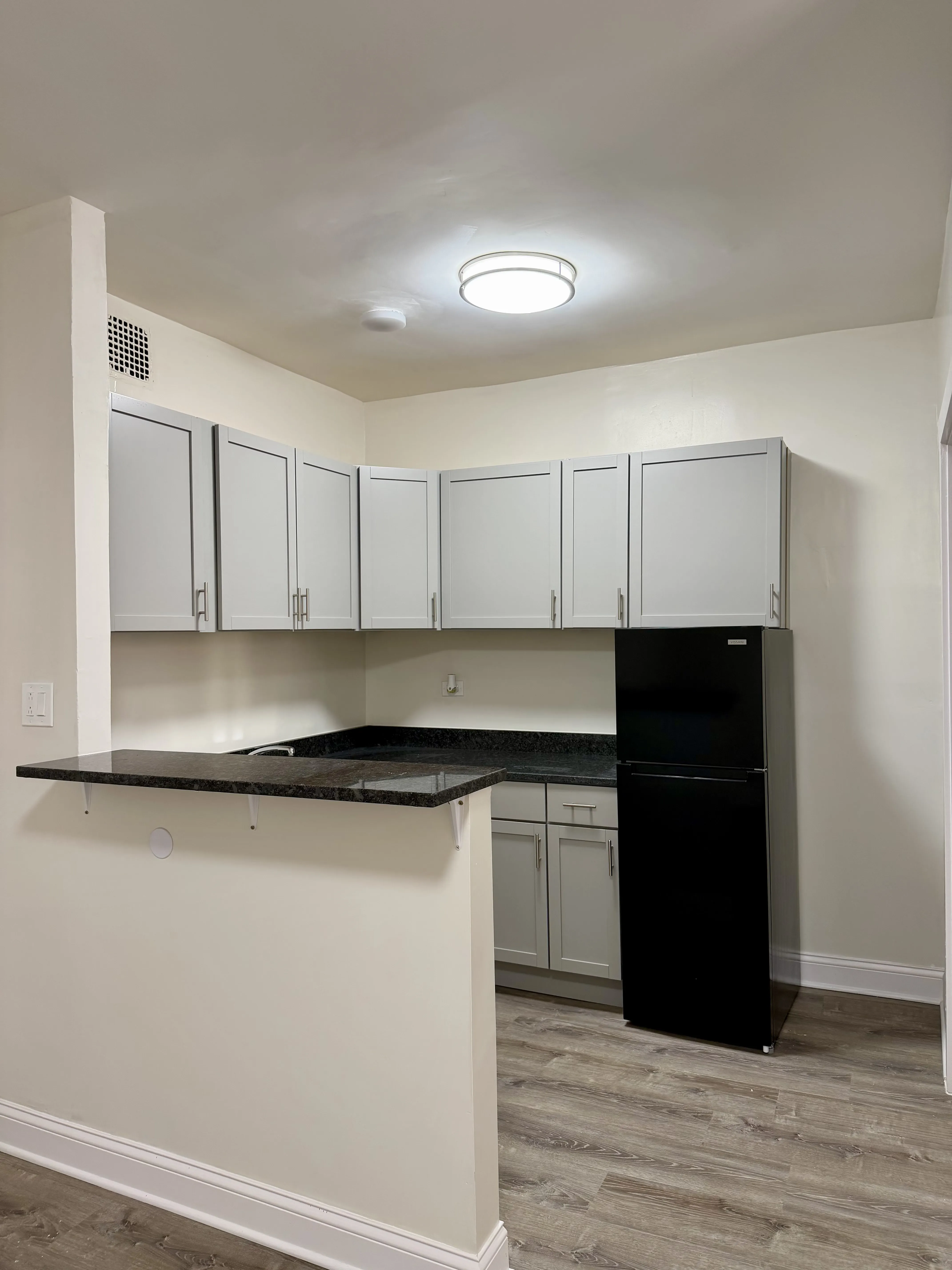 839 W Sheridan Rd, , 60613, USA 60613-unit#213-Chicago-IL