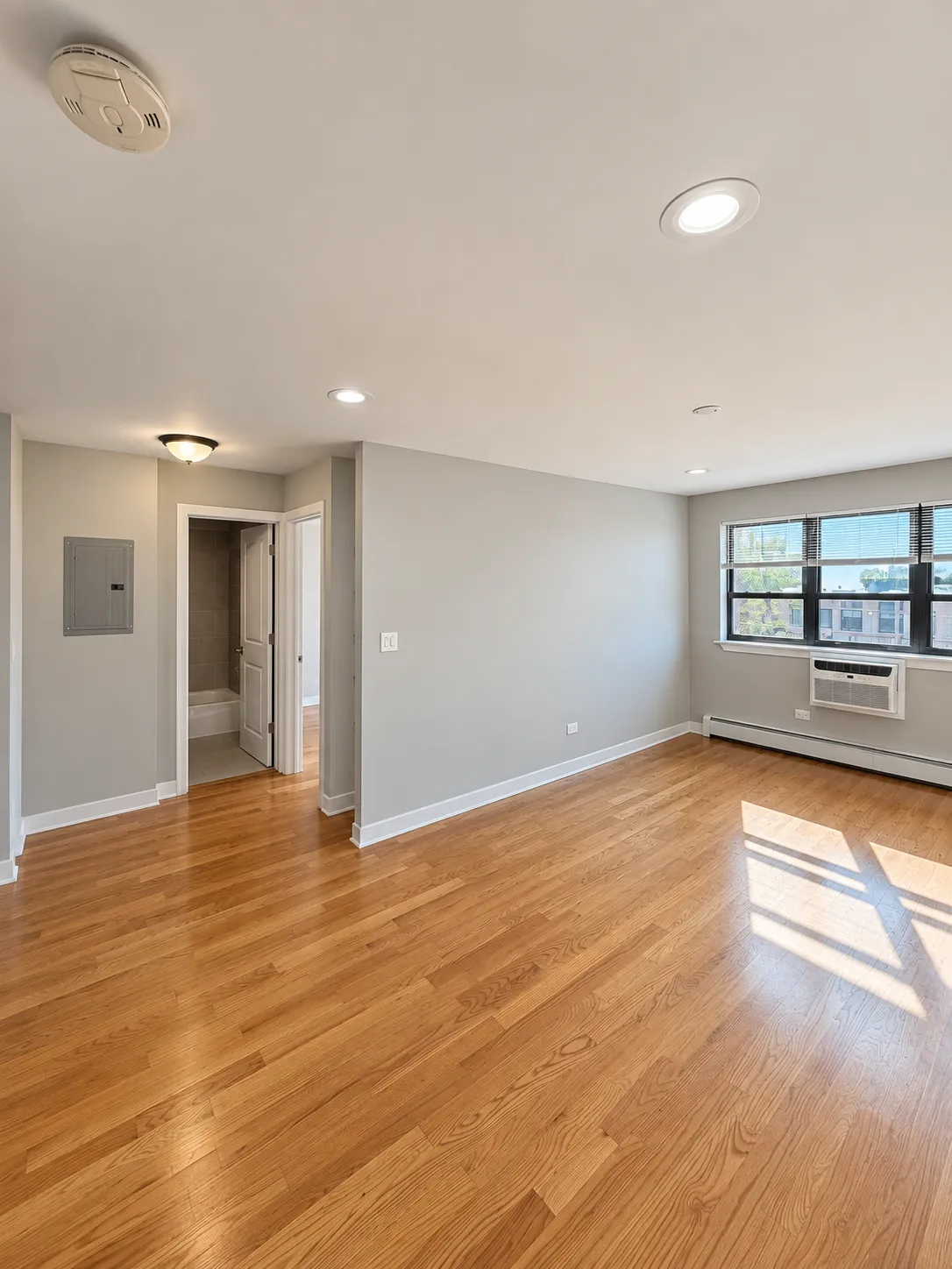 5750 N Kenmore Ave, , 60660, USA 60660-unit#312-Chicago-IL
