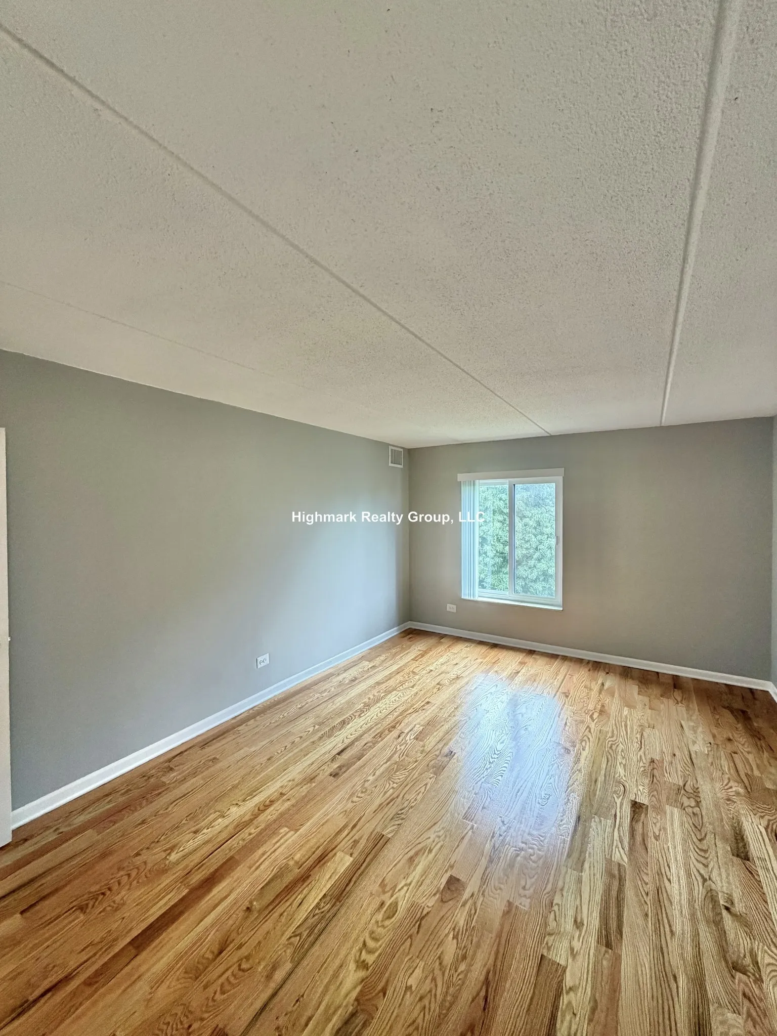 525 N Quentin Rd, ,  60067, USA 60067-unit#406-Palatine-IL
