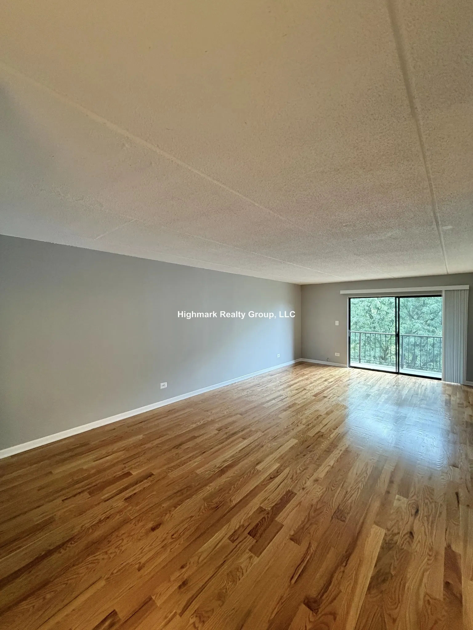 525 N Quentin Rd, ,  60067, USA 60067-unit#406-Palatine-IL