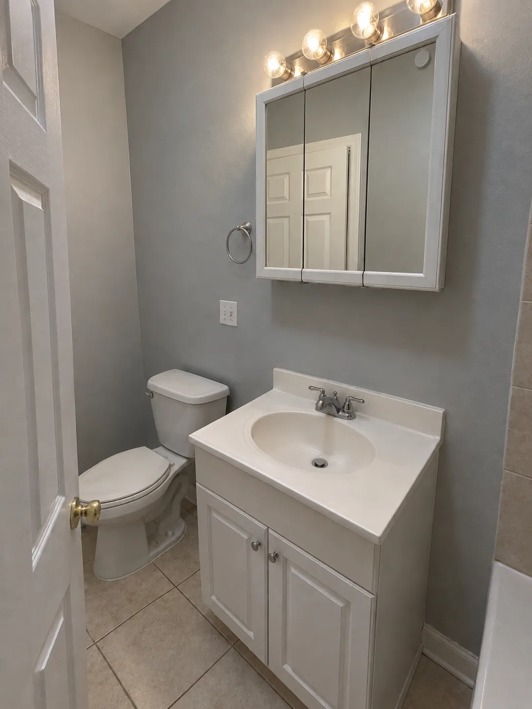 4608 N Monticello Ave, , 60625, USA 60625-unit#2W-Chicago-IL