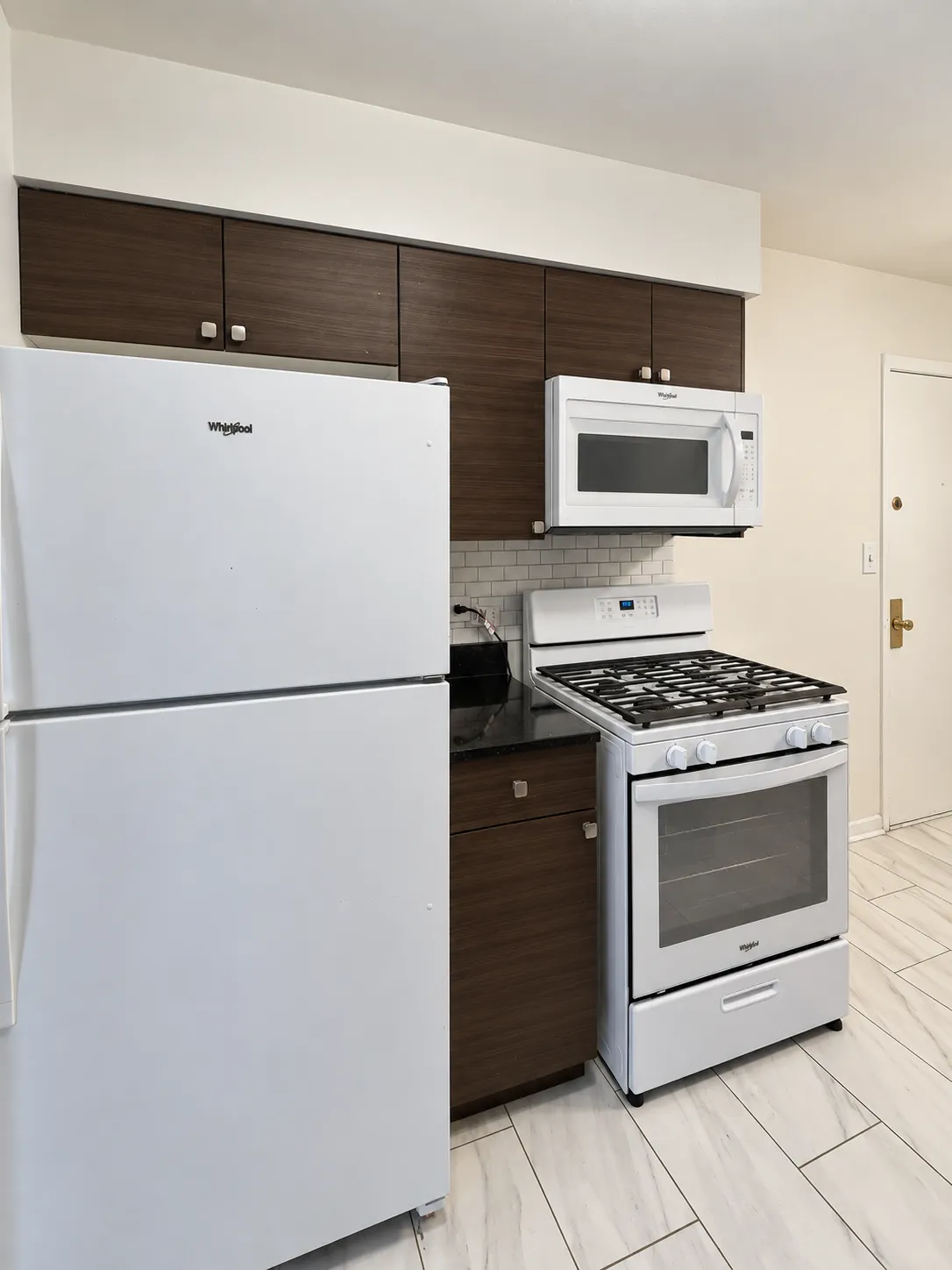 630 Lincoln Ave, ,  60101, USA 60101-unit#107-Addison-IL