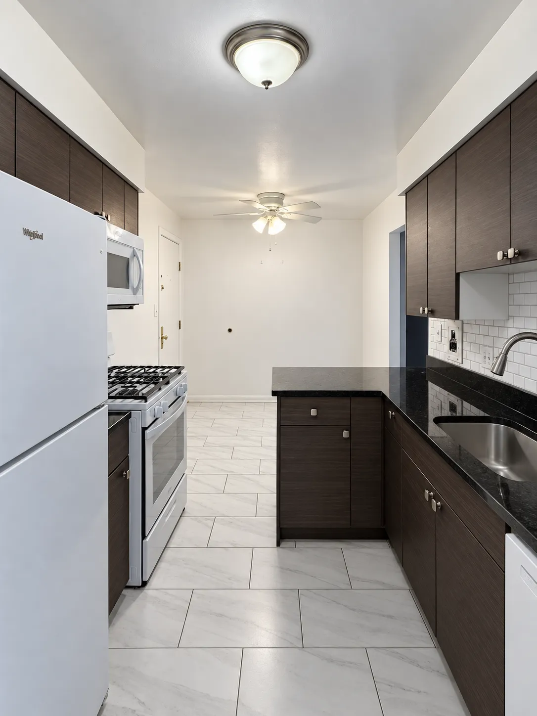 630 Lincoln Ave, ,  60101, USA 60101-unit#107-Addison-IL