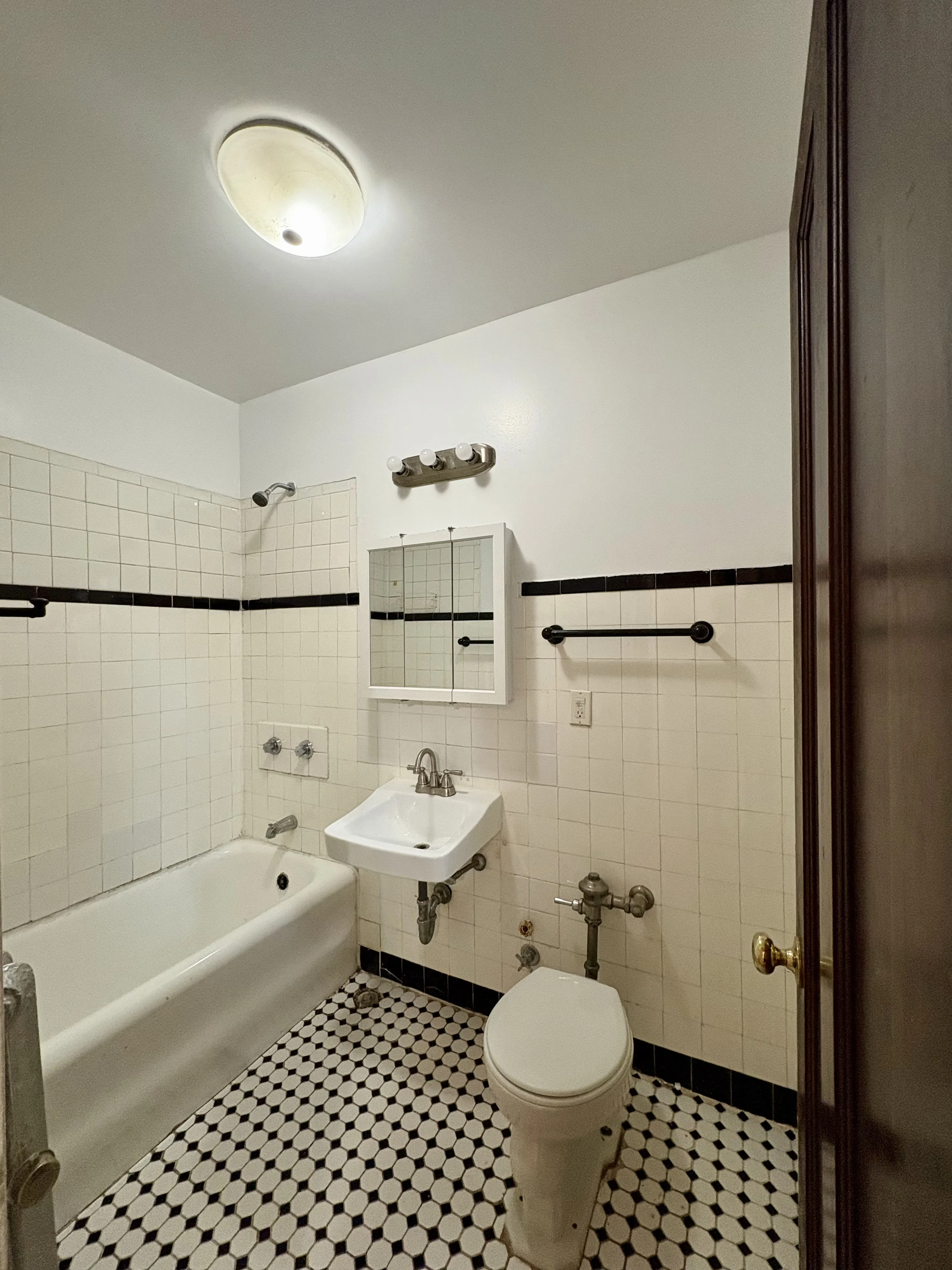 1452 Oak Ave, , 60201, USA 60201-unit#2N-Evanston-IL