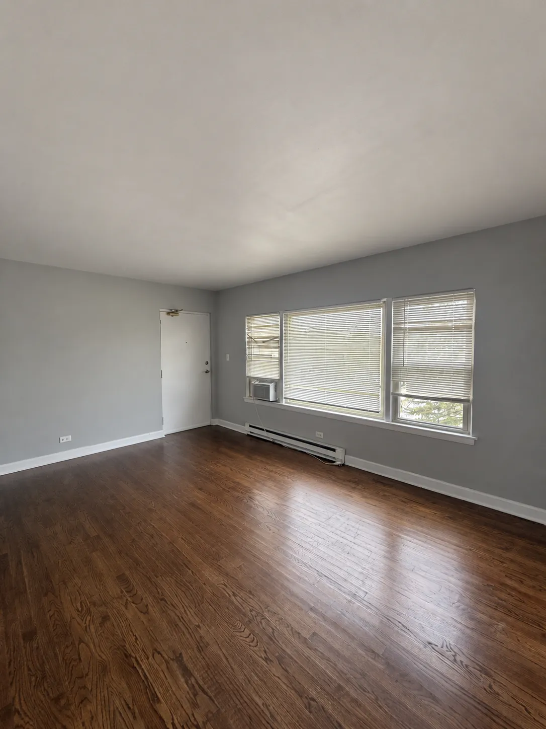7628 N Milwaukee Ave, ,  60714, USA 60714-unit#2A-Niles-IL