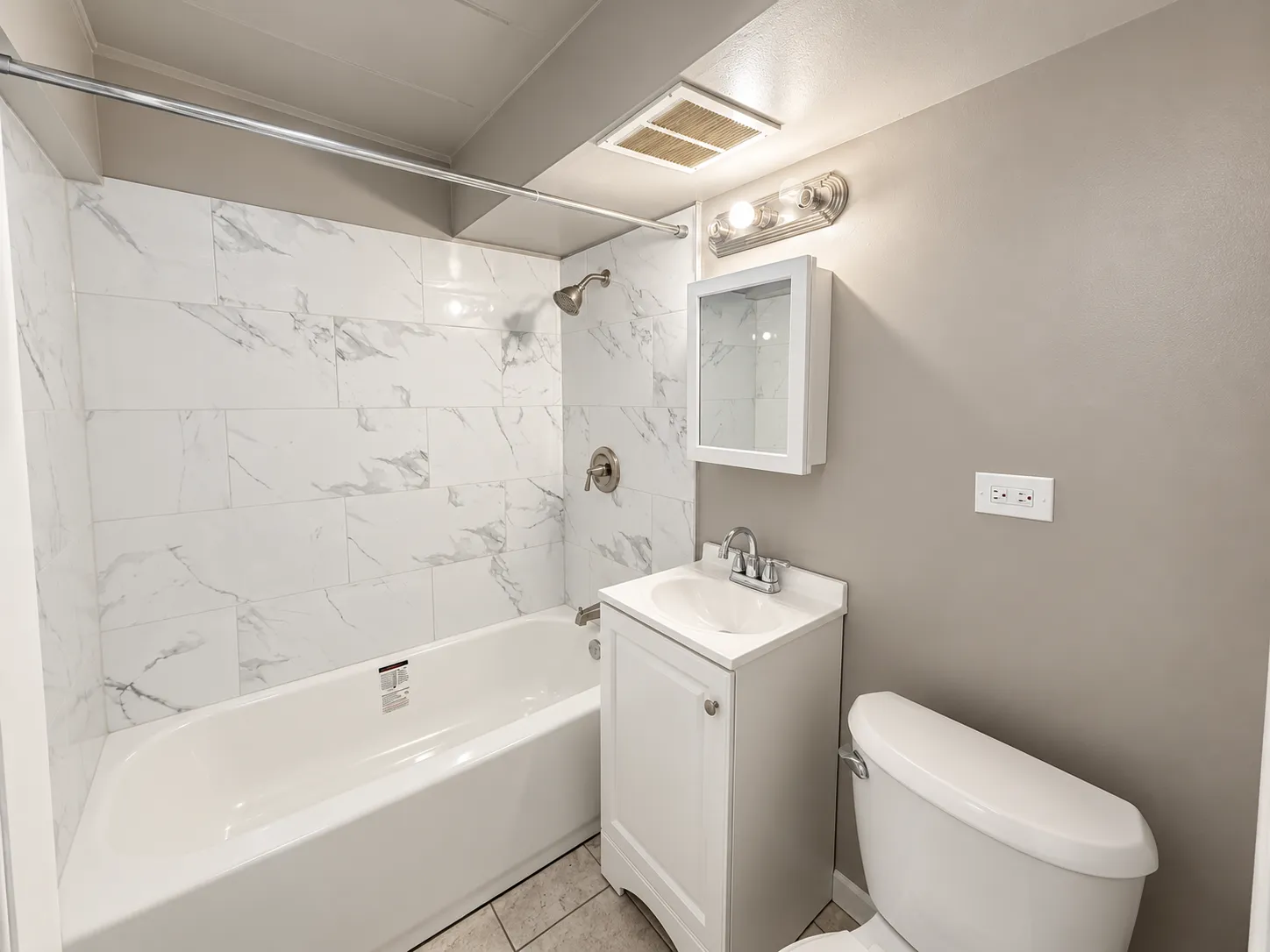 3820 25th Ave, , 60176, USA 60176-unit#20-Schiller Park-IL