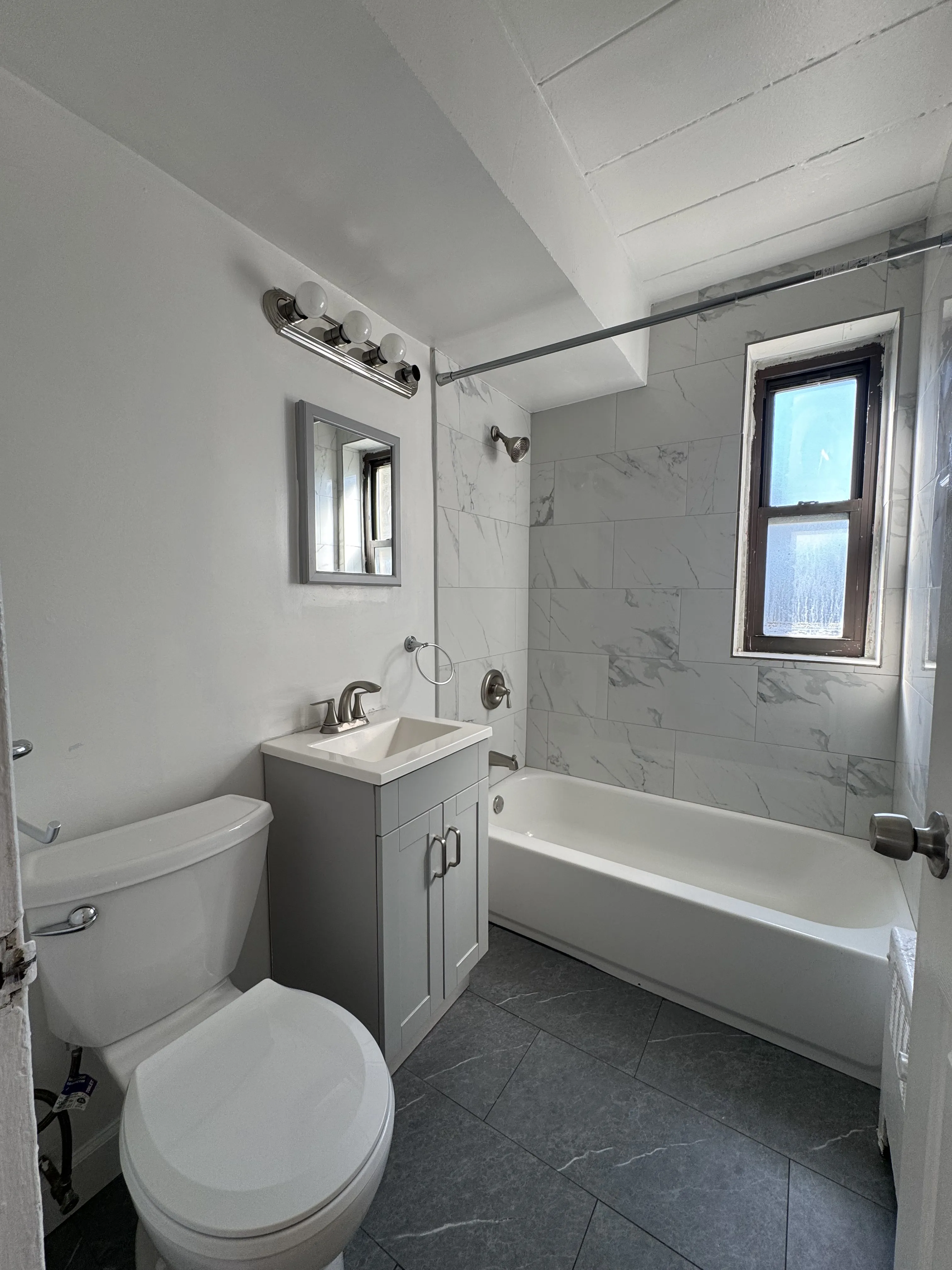 1360 West Touhy Avenue, , 60626, USA 60626-unit#301-Chicago-IL