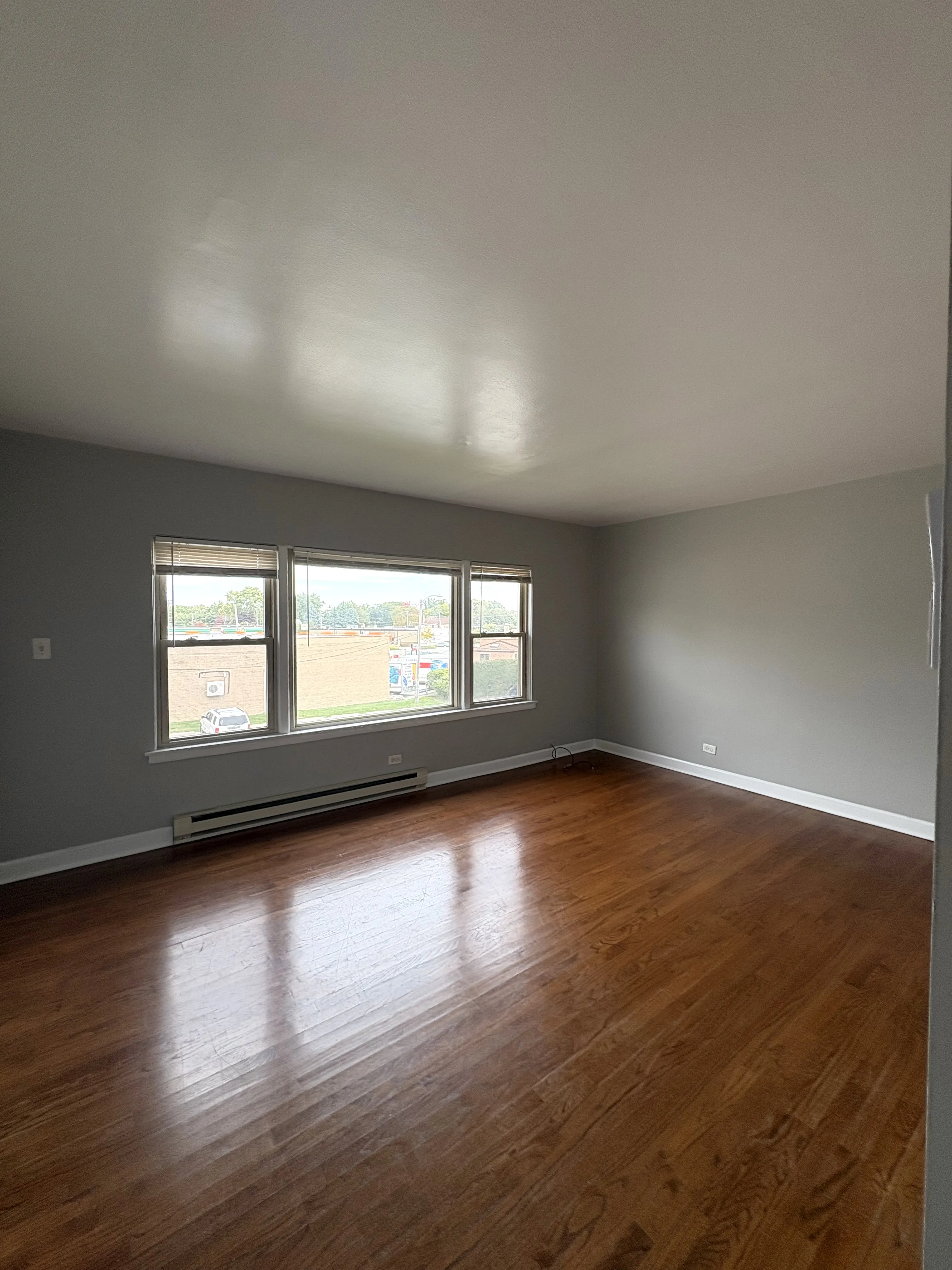 7630 1/2 N Milwaukee Ave, , 60714, USA 60714-unit#3A-Niles-IL