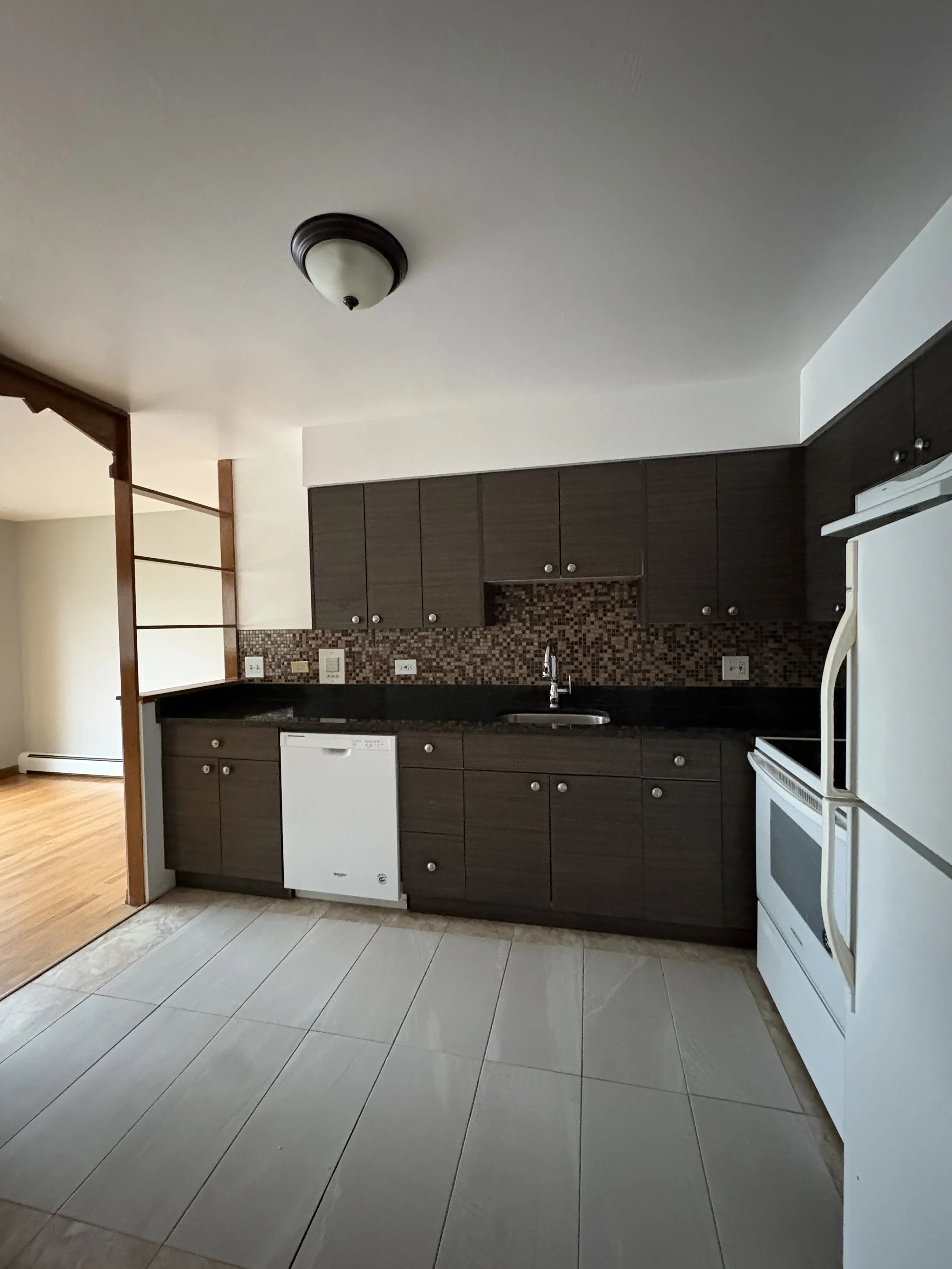 1639 Oakwood Ave, , 60016, USA 60016-unit#202-Des Plaines-IL
