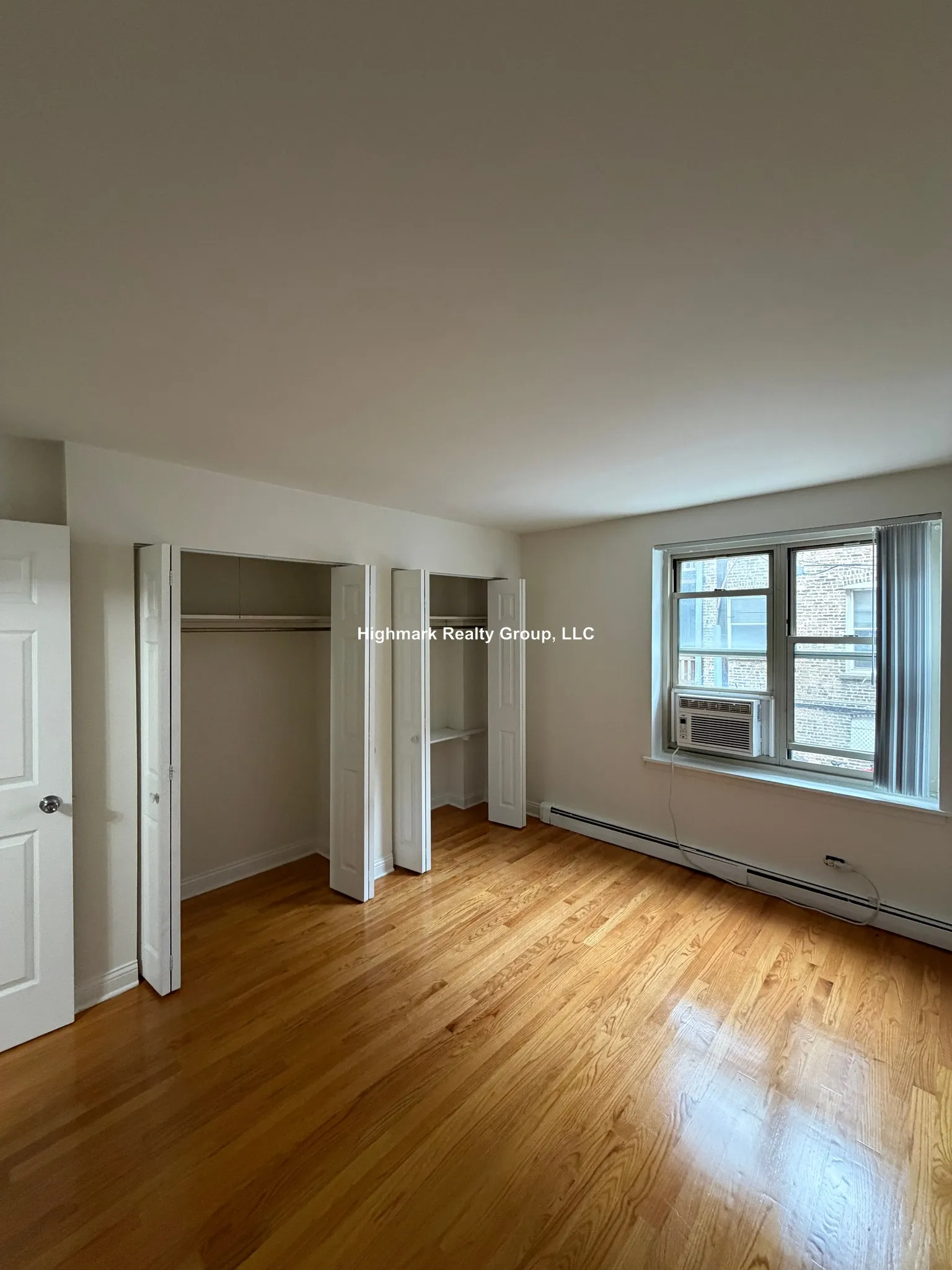 3710 N Pine Grove Ave, ,  60613, USA 60613-unit#216A-Chicago-IL