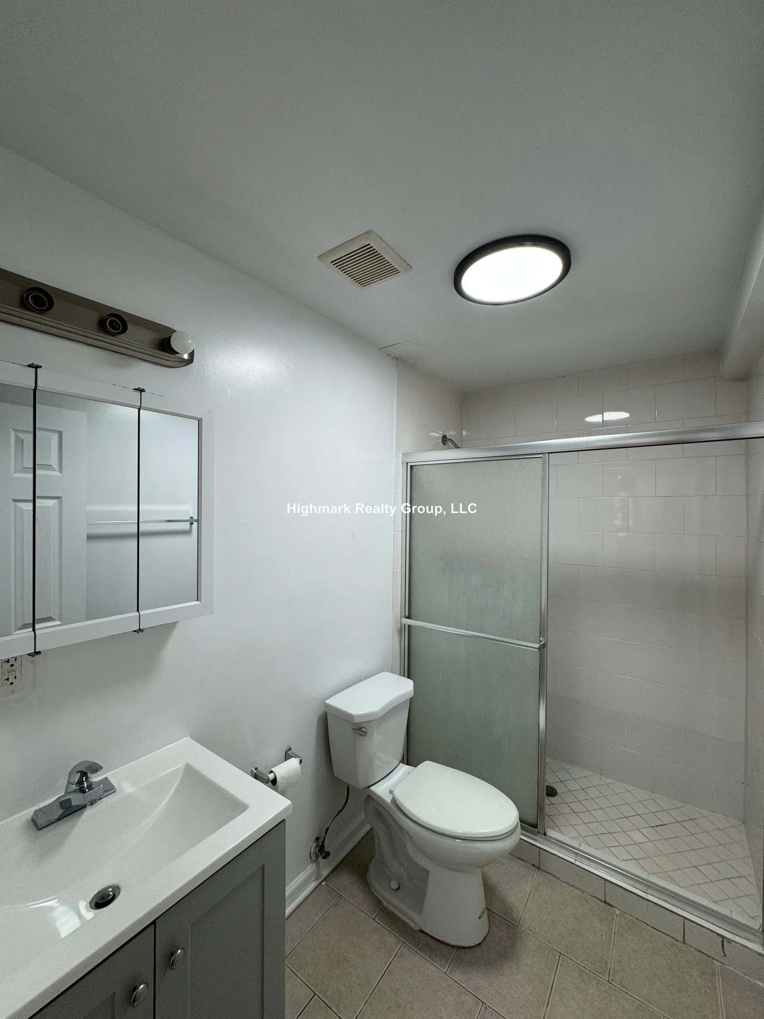 2530 W Fitch Ave, ,  60645, USA 60645-unit#GB-Chicago-IL