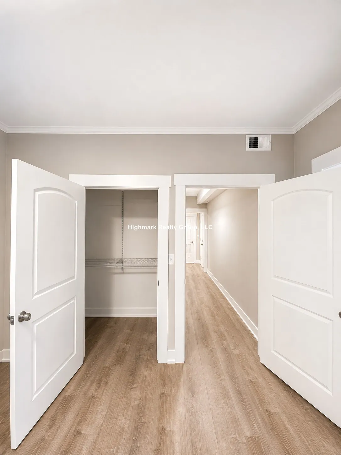 6517 N Newgard Ave, ,  60626, USA 60626-unit#2BA-Chicago-IL