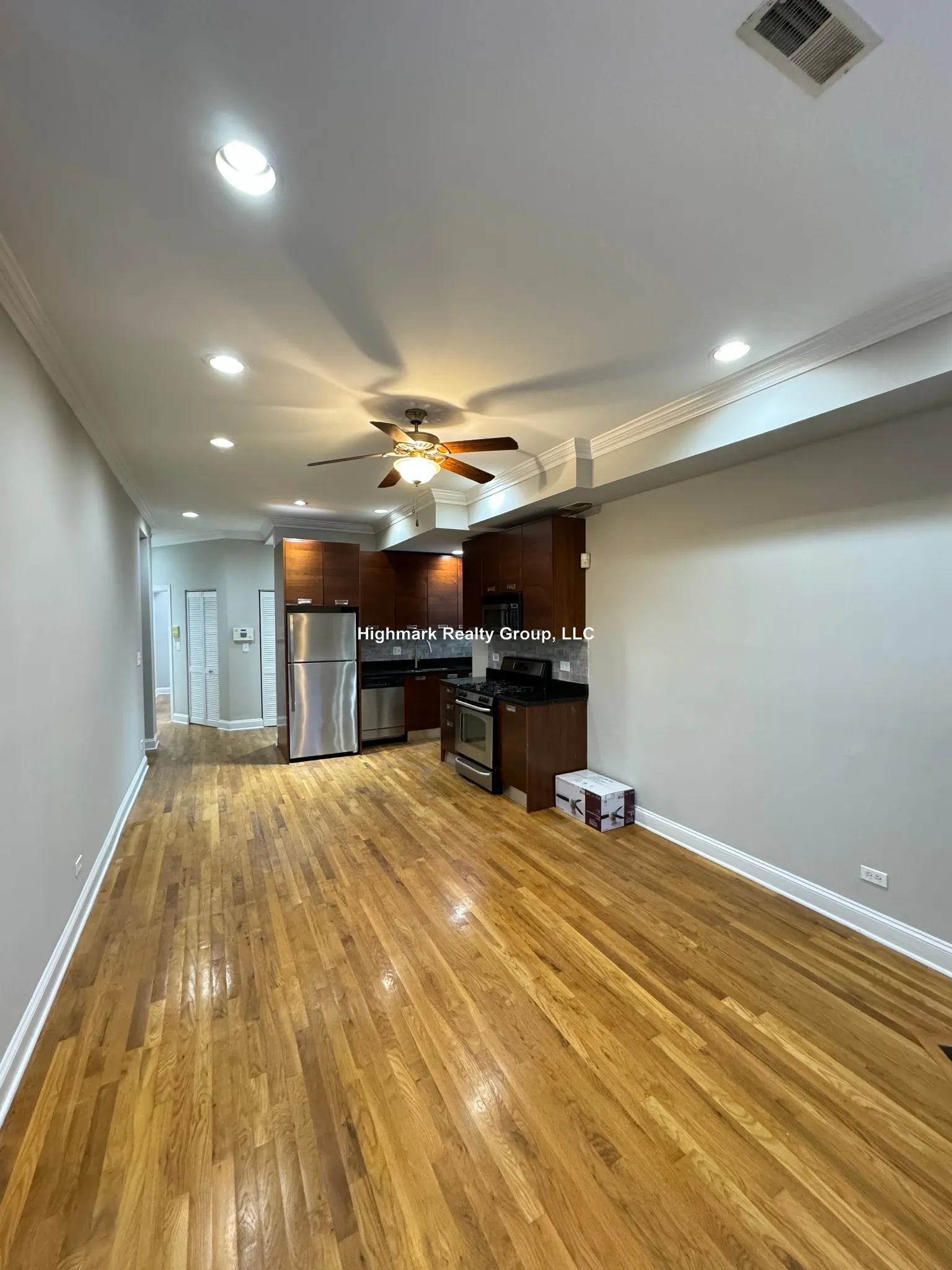 6935 N Oakley Ave, , 60645, USA 60645-unit#GC-Chicago-IL