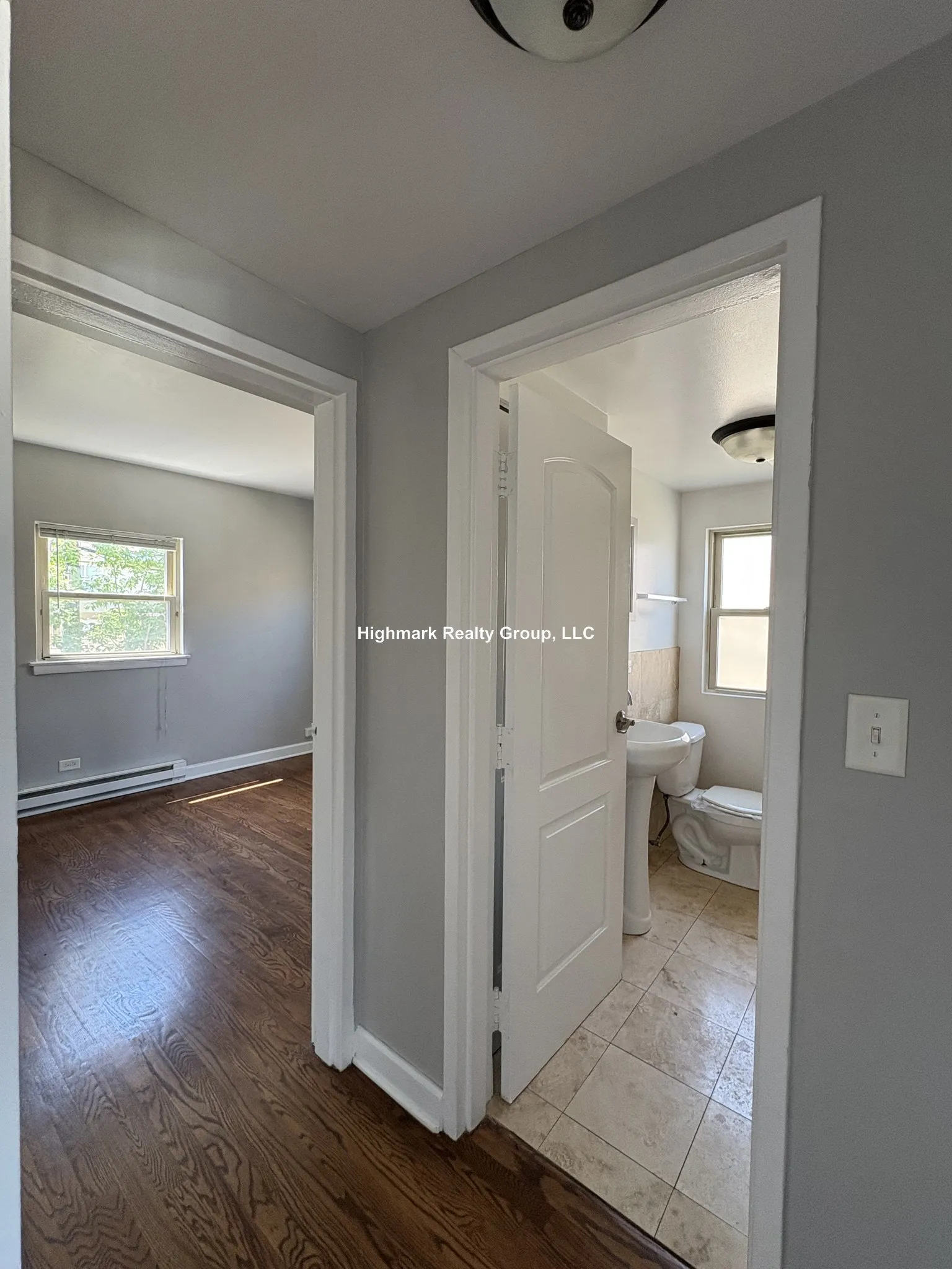 7632 N Milwaukee Ave, , 60714, USA 60714-unit#4N-Niles-IL