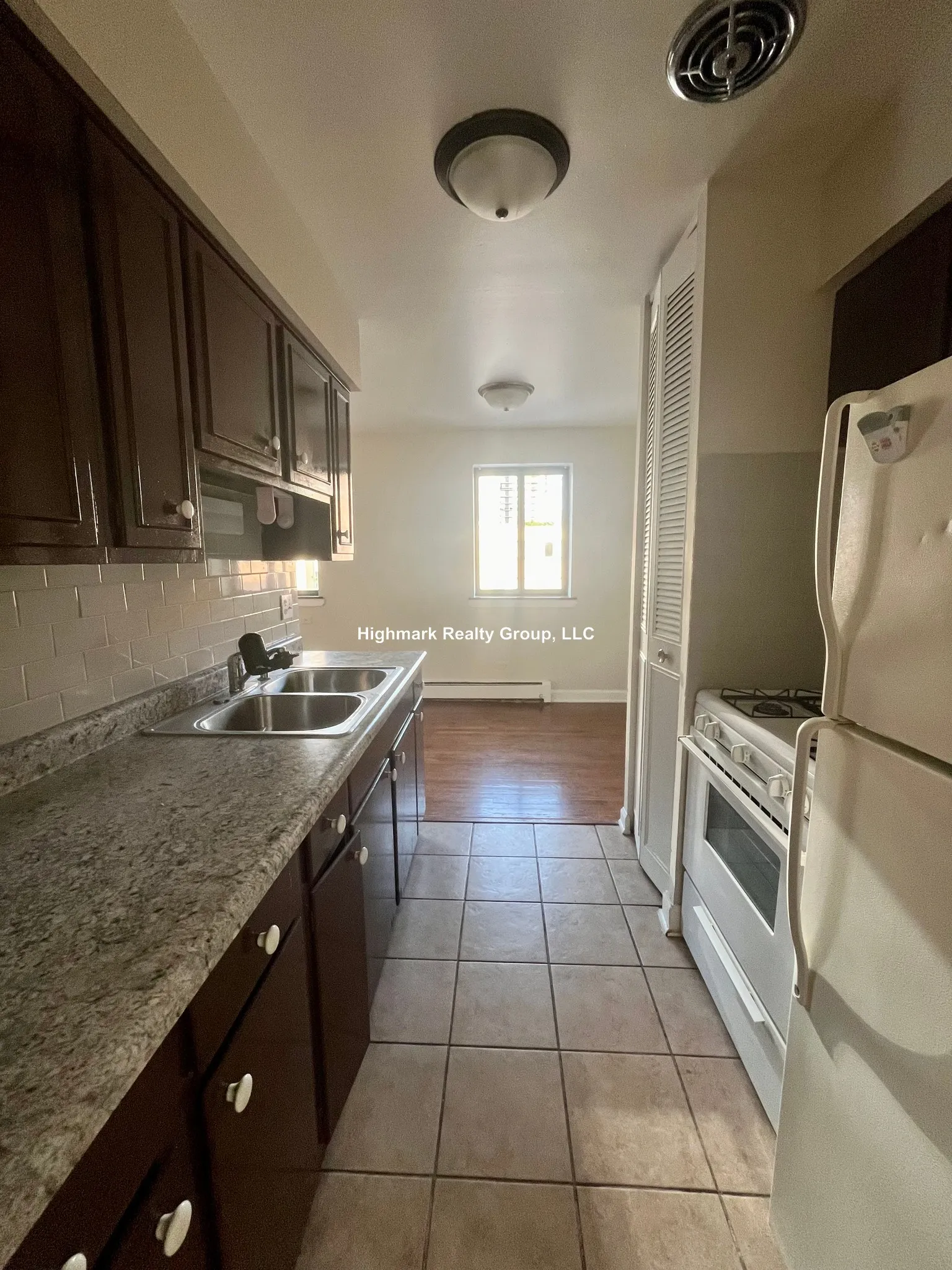 6011 N Winthrop Ave, ,  60660, USA 60660-unit#410-Chicago-IL
