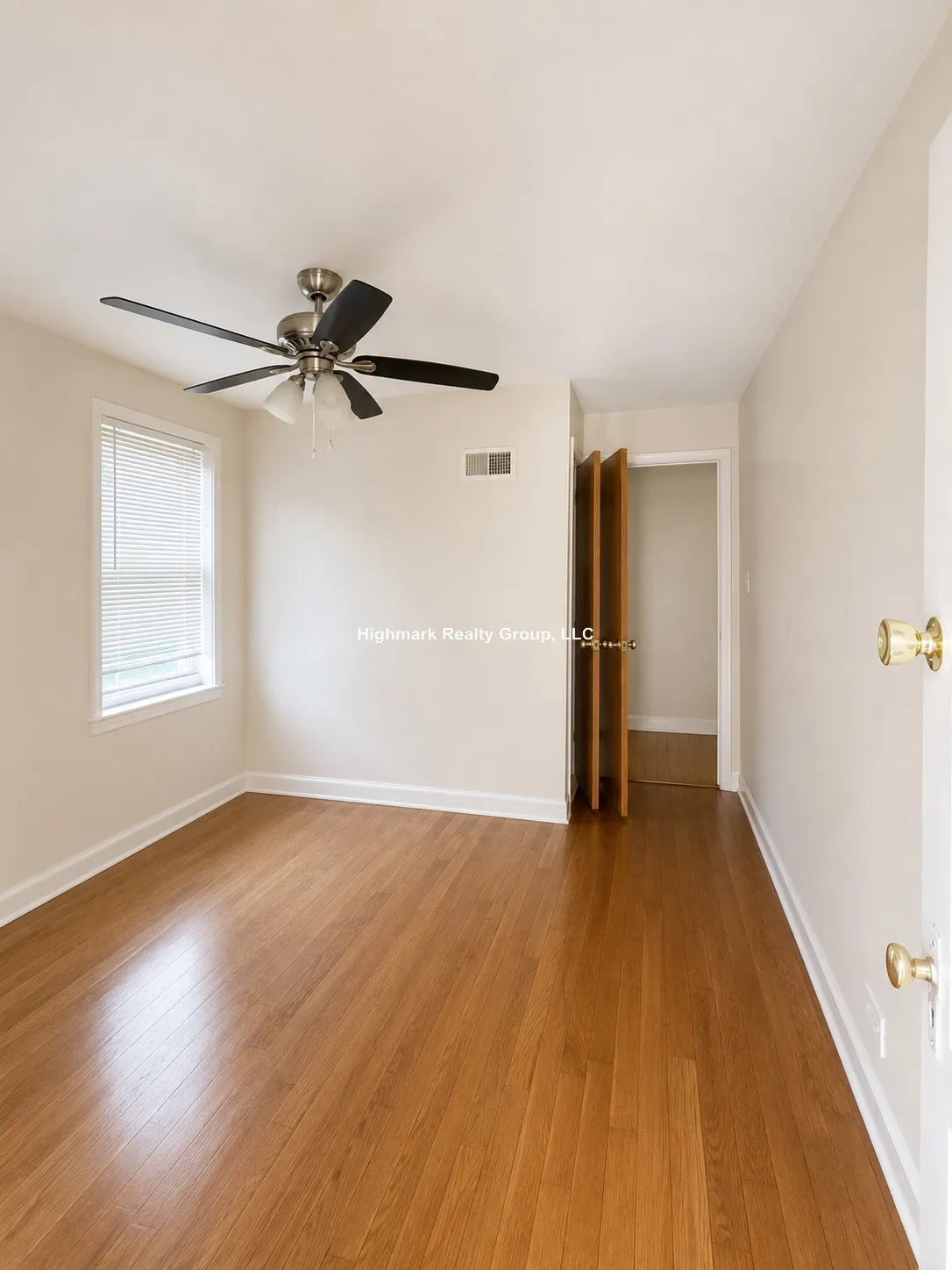 8242 Kilpatrick Ave, , 60076, USA 60076-unit#A1-Skokie-IL