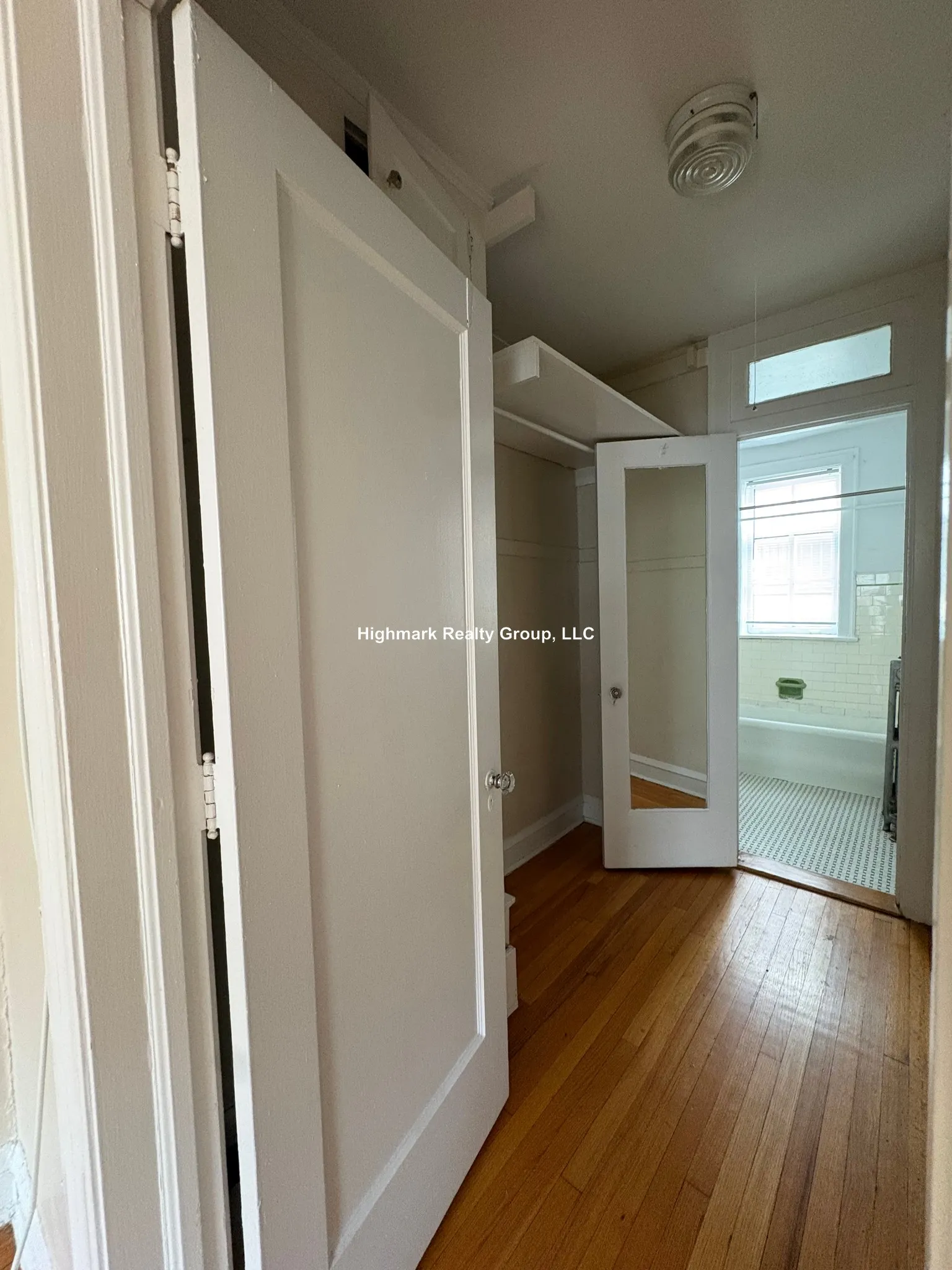 907 Elmwood Ave, , 60202, USA 60202-unit#N3-Evanston-IL