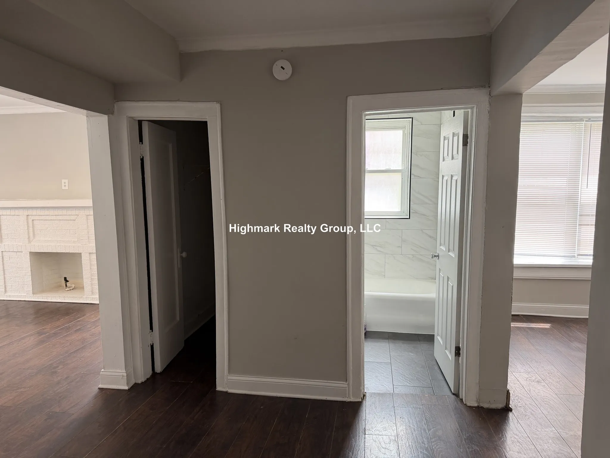 6300 N Oakley Ave, ,  60659, USA 60659-unit#1OA-Chicago-IL
