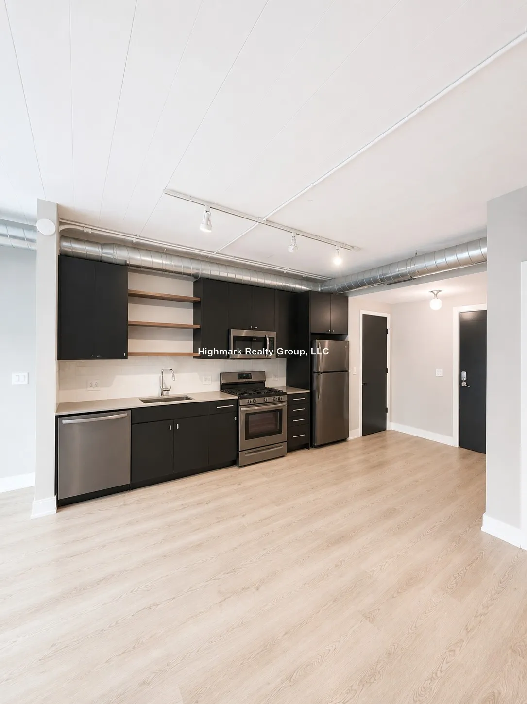 941 W Belmont Ave, ,  60657, USA 60657-unit#204B-Chicago-IL