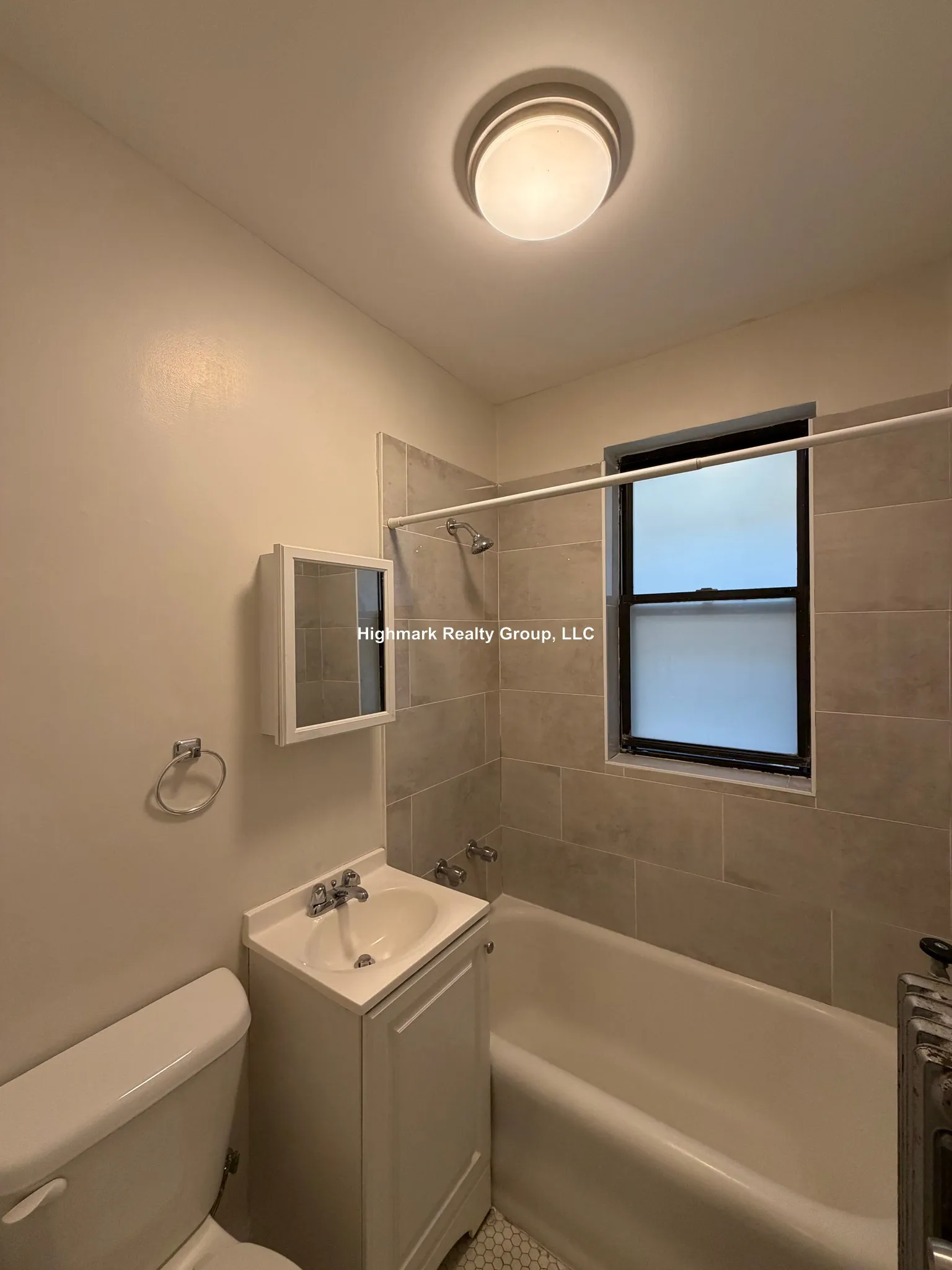 839 W Sheridan Rd, , 60613, USA 60613-unit#216A-Chicago-IL