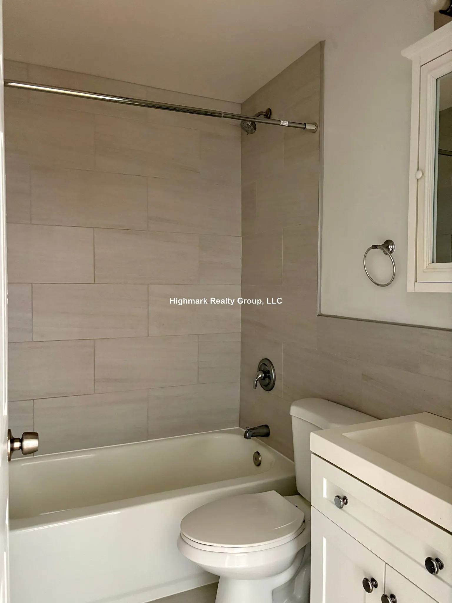 663 W Grace St, , 60613, USA 60613-unit#617 N-Chicago-IL