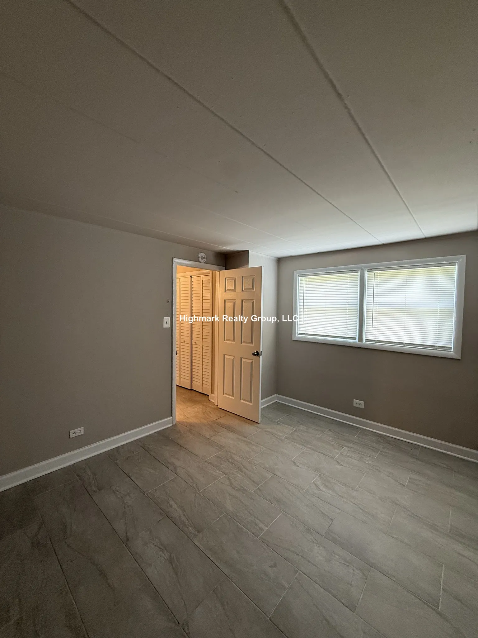 9630 Ivanhoe Ave, , 60176, USA 60176-unit#1B-Schiller Park-IL
