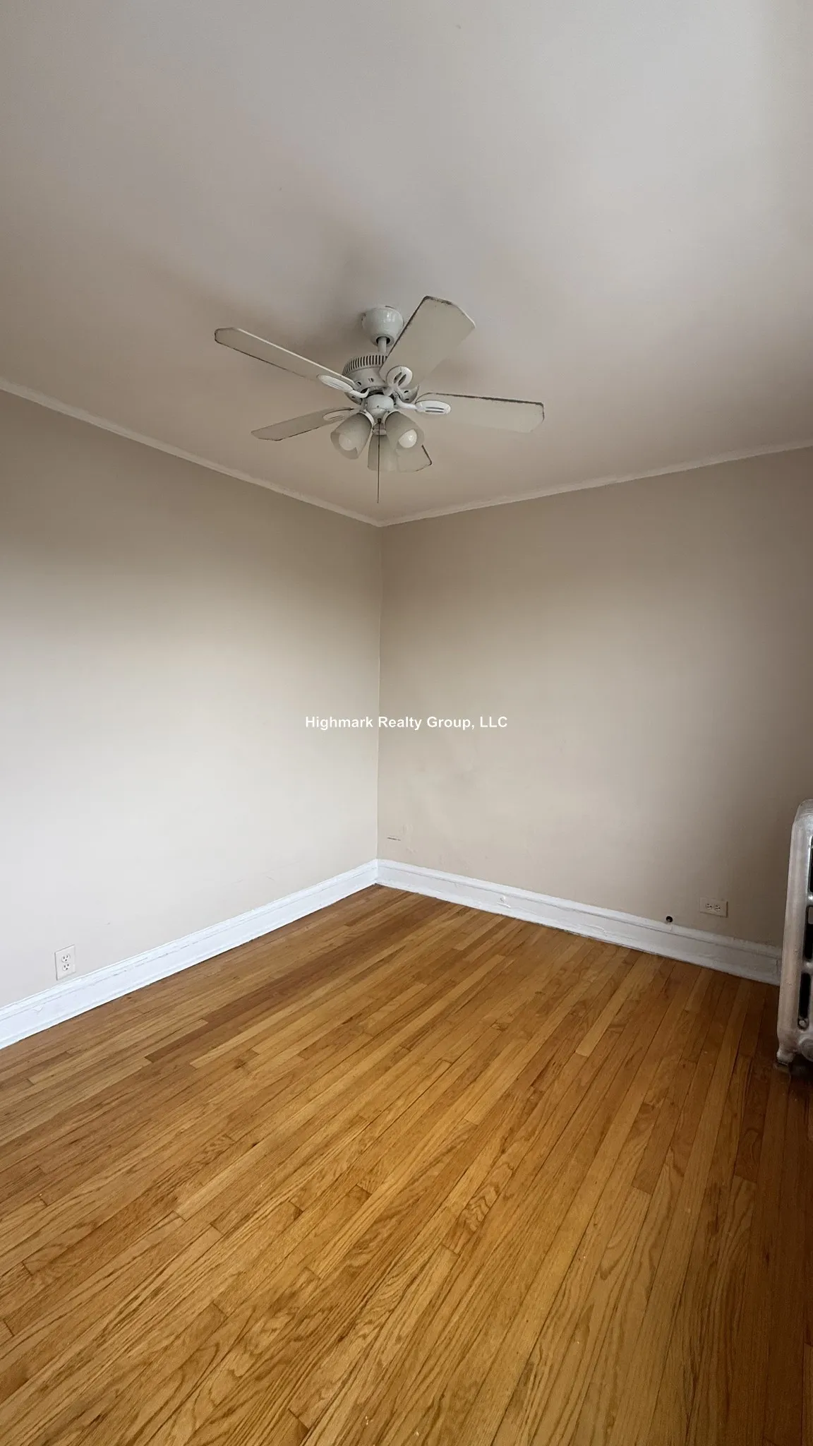 2340 W Touhy Ave, ,  60645, USA 60645-unit#3A-Chicago-IL