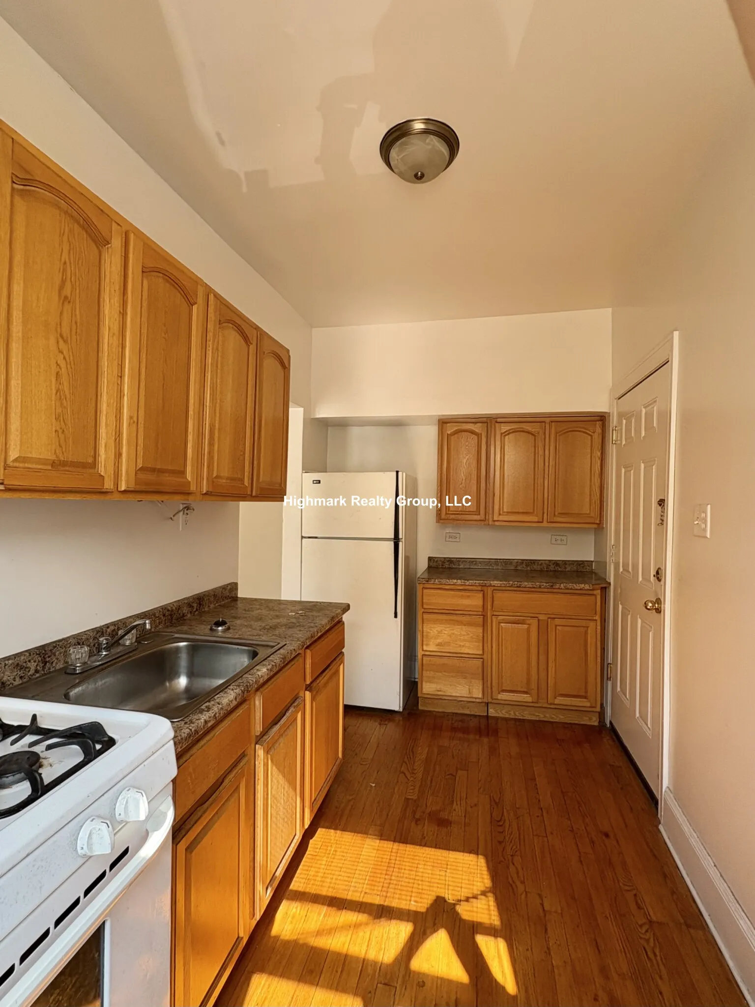 1370 W Estes Ave, , 60626, USA 60626-unit#2S-Chicago-IL