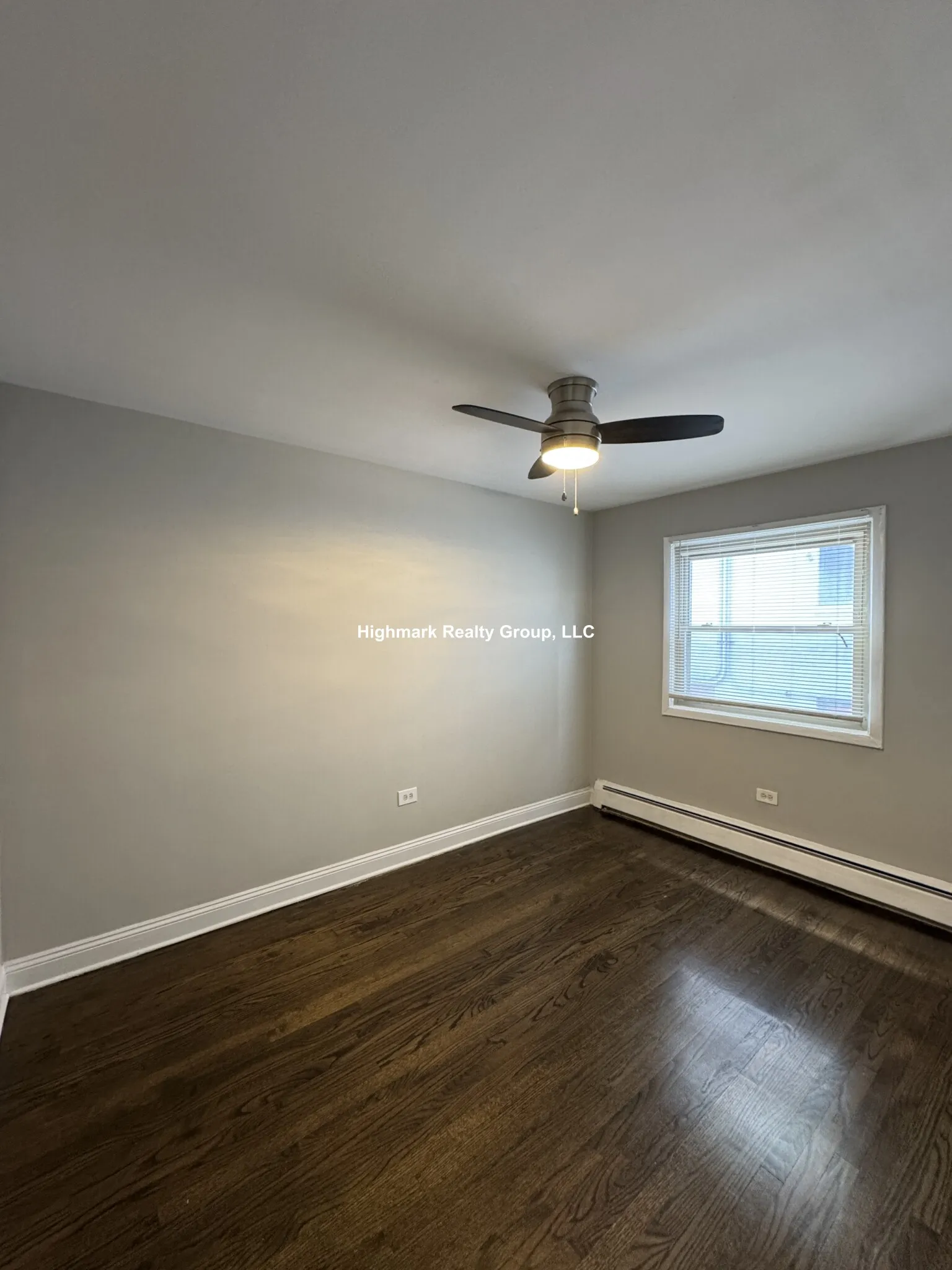 1735 W Bryn Mawr Ave, ,  60660, USA 60660-unit#04-Chicago-IL