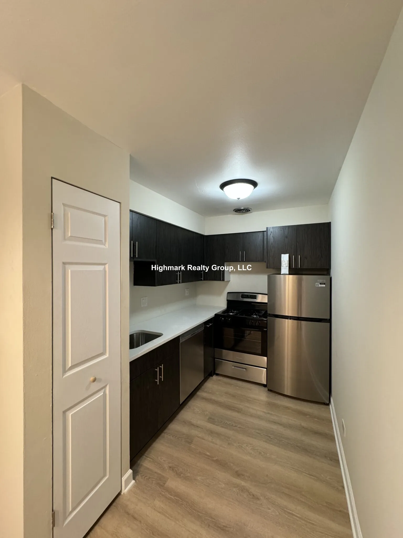 5851 N Winthrop Ave, , 60660, USA 60660-unit#501-Chicago-IL
