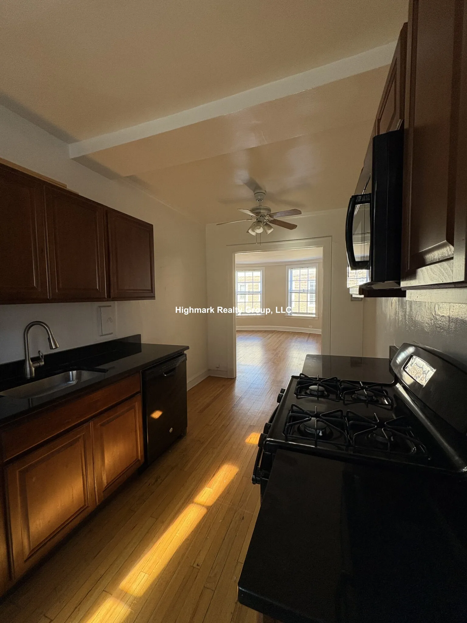 909 Elmwood Ave, ,  60202, USA 60202-unit#2N-Evanston-IL