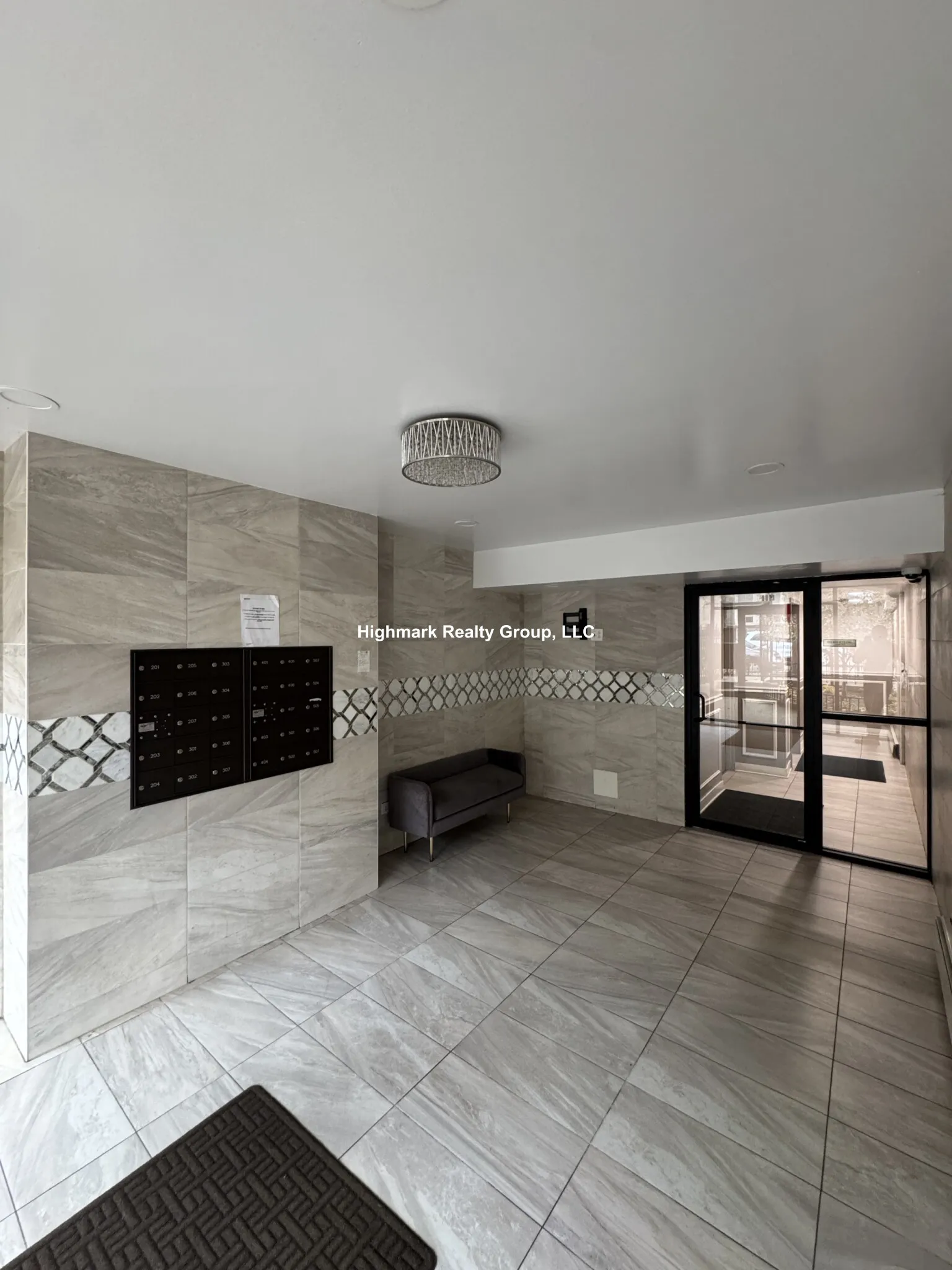 5851 N Winthrop Ave, , 60660, USA 60660-unit#501-Chicago-IL
