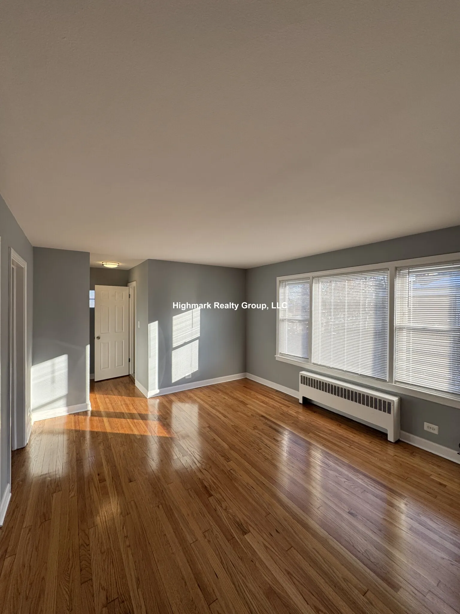 2752 W North Shore Ave, ,  60645, USA 60645-unit#1W-Chicago-IL